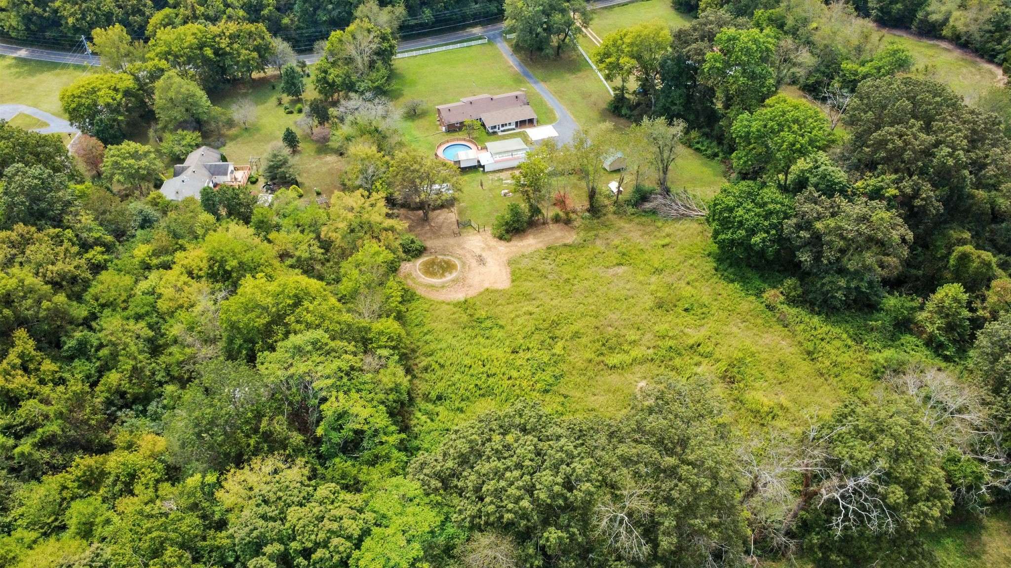 1810 Old Clarksville Pike