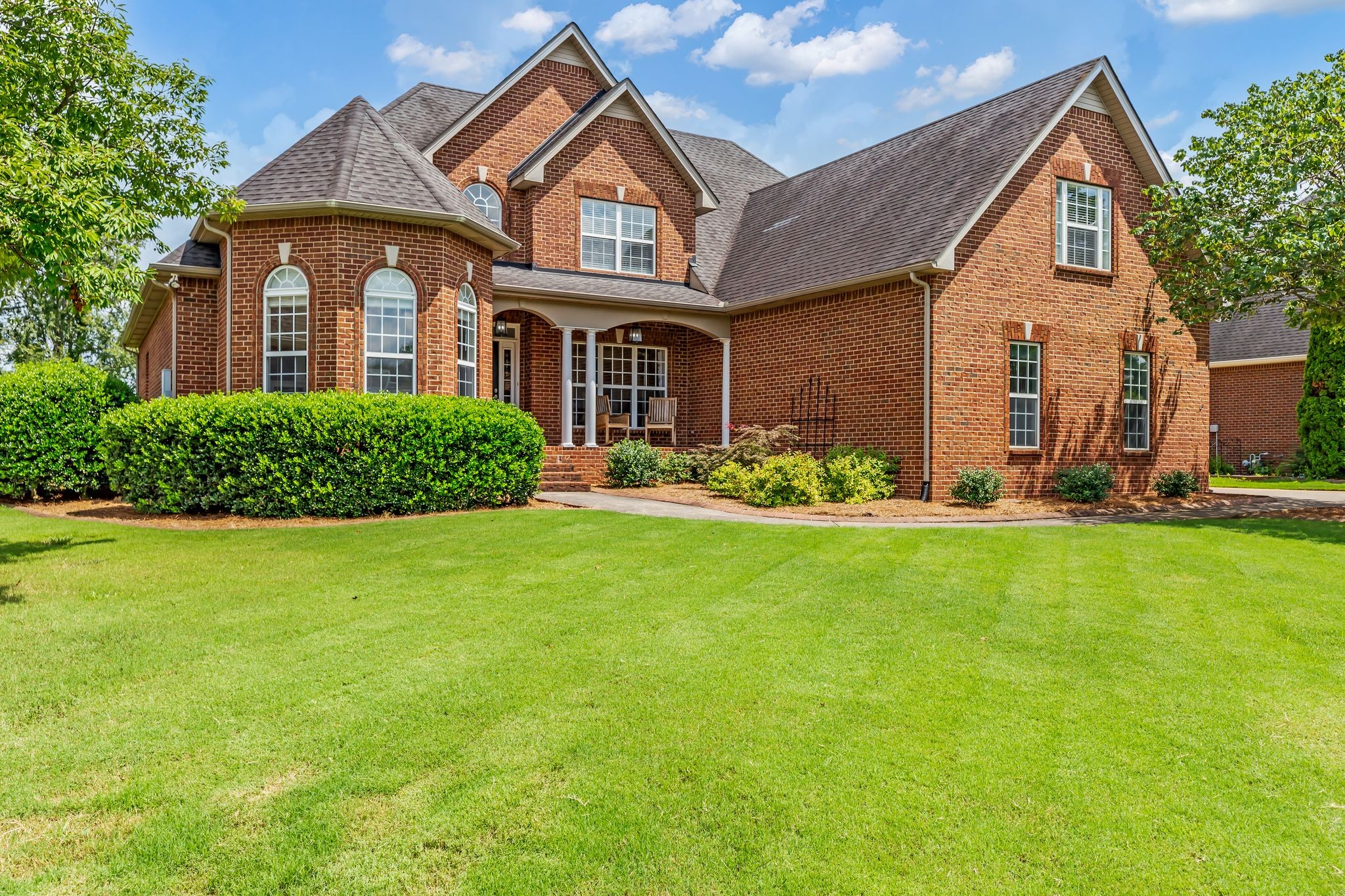 2932 Caraway Dr