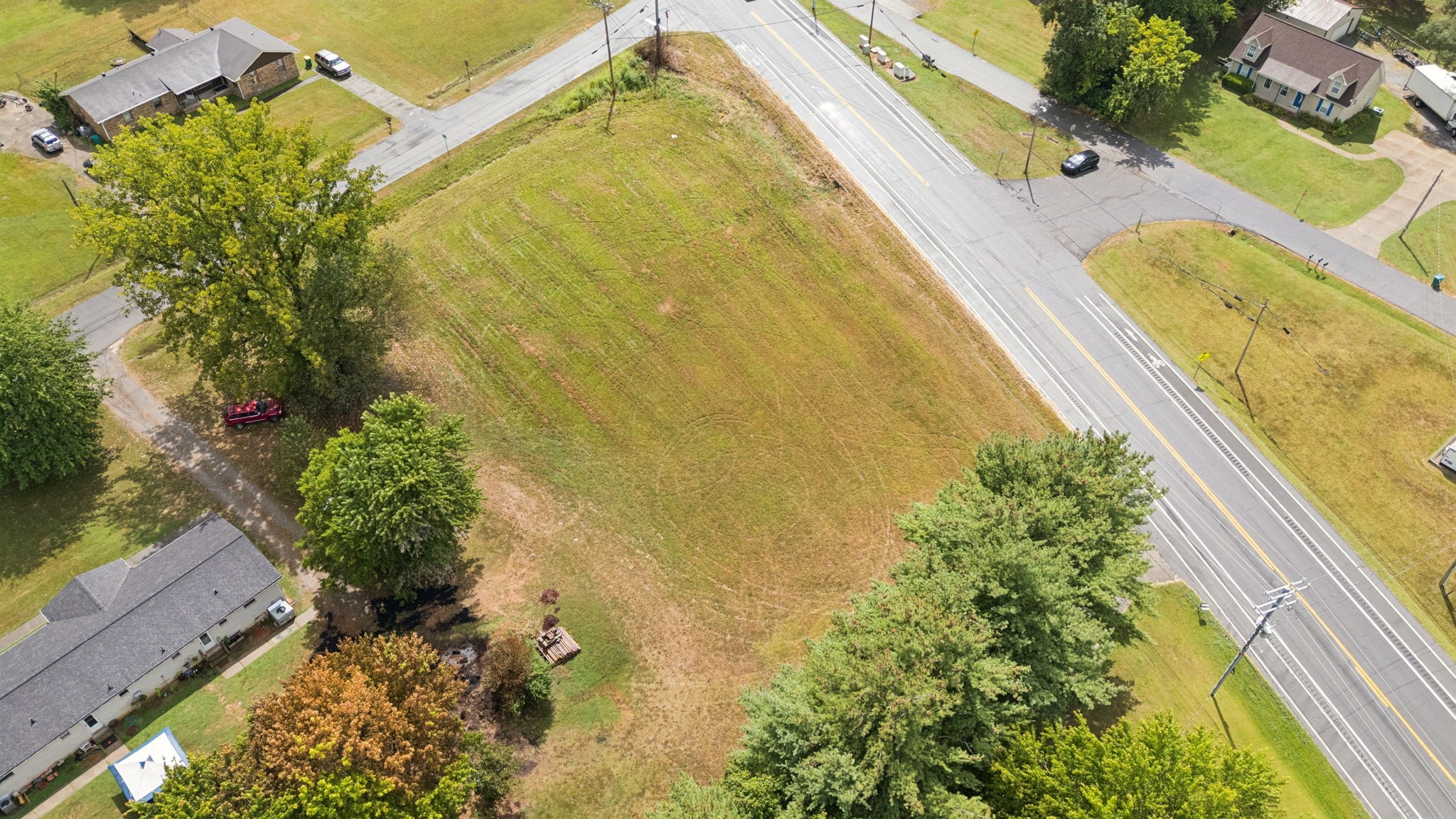 100 Rolling Acres Dr