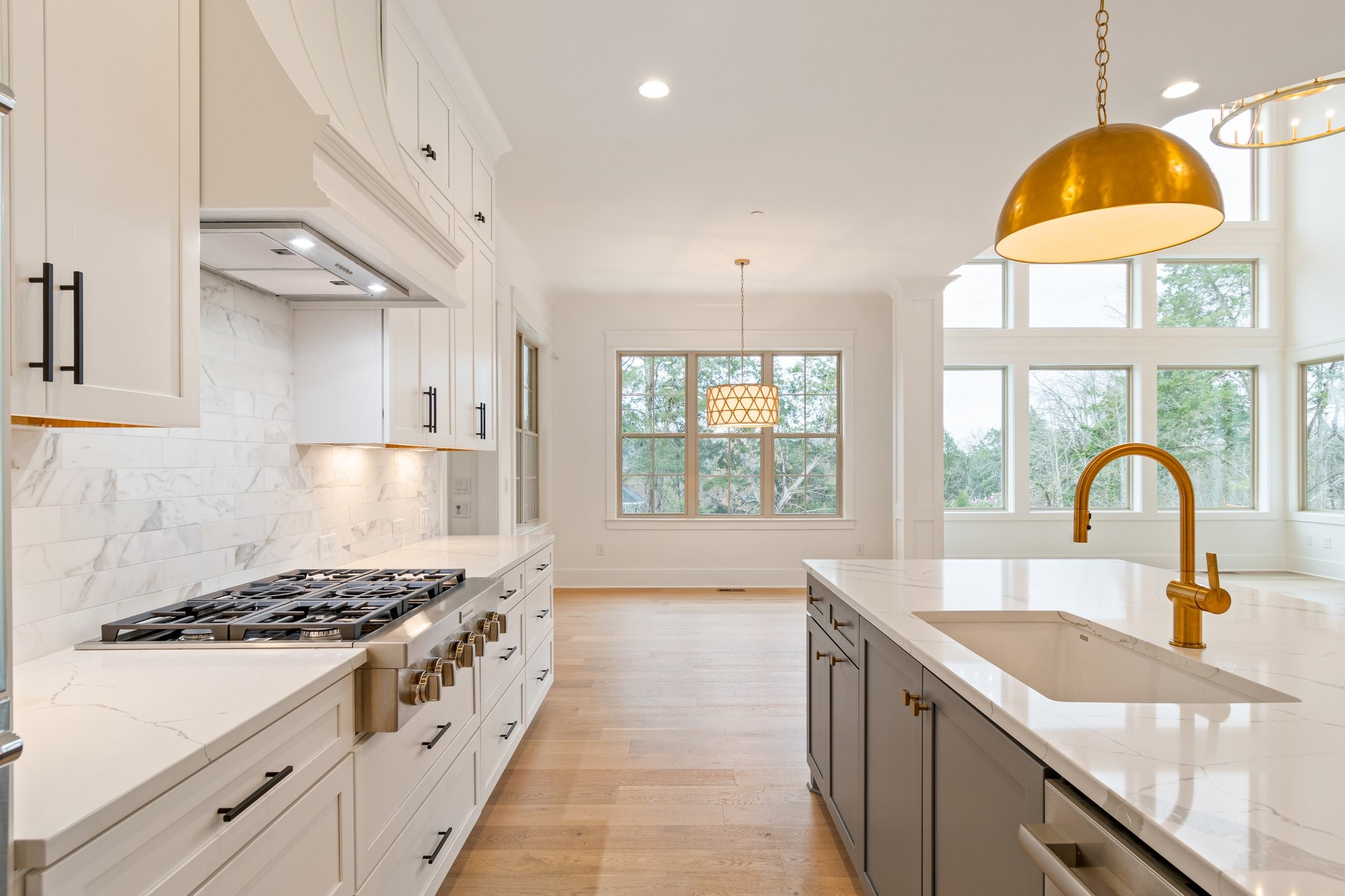 Nolensville, Tennessee 37135, United States, 5 Bedrooms Bedrooms, ,6 BathroomsBathrooms,Residential,Active,93945