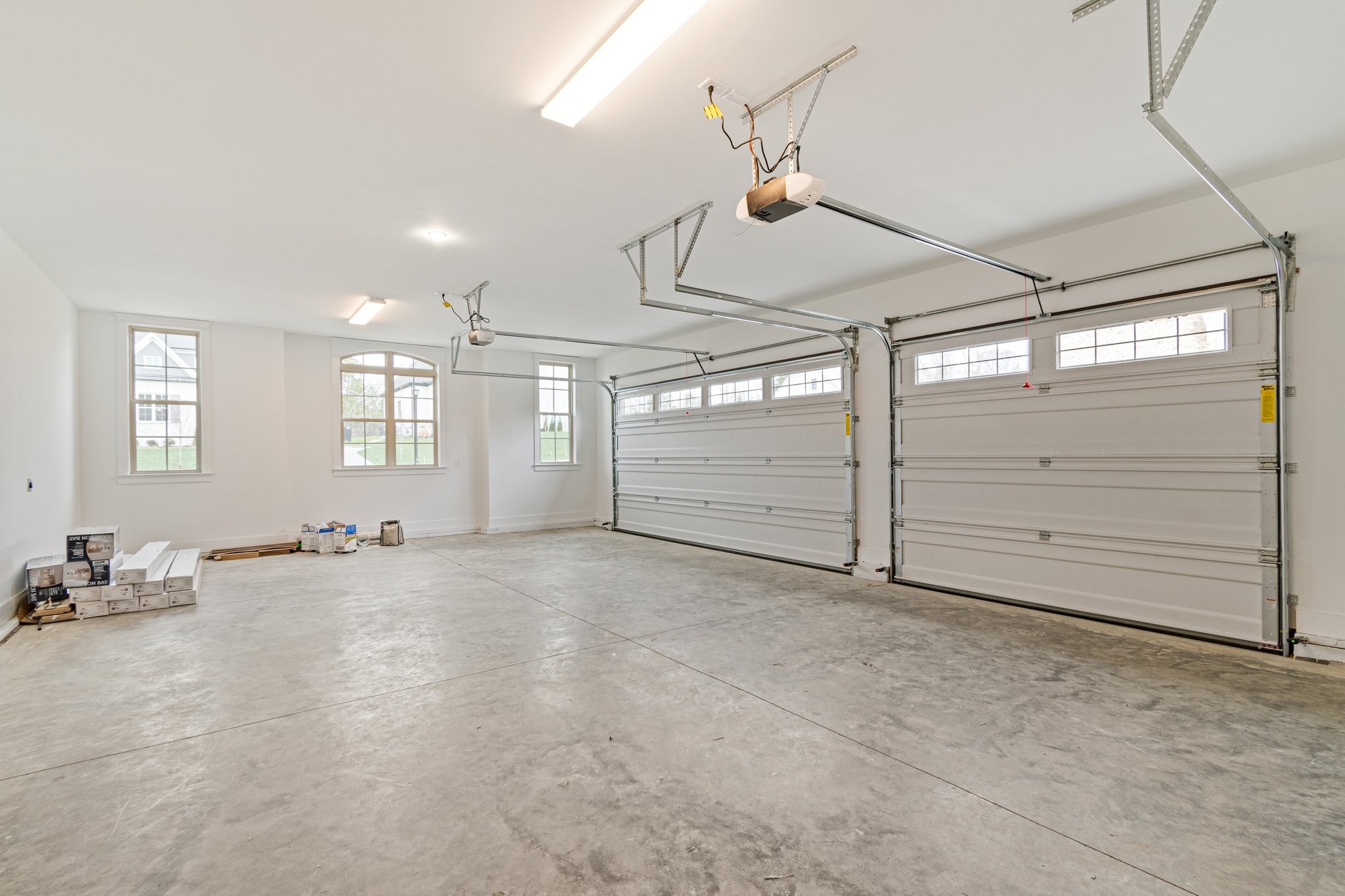 Nolensville, Tennessee 37135, United States, 5 Bedrooms Bedrooms, ,6 BathroomsBathrooms,Residential,Active,93945