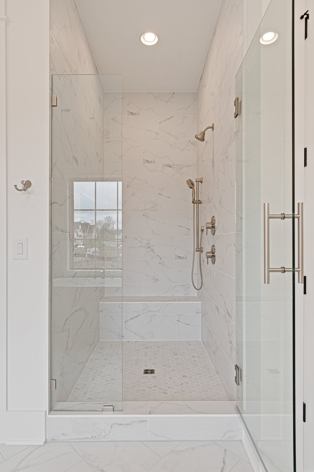 Nolensville, Tennessee 37135, United States, 5 Bedrooms Bedrooms, ,6 BathroomsBathrooms,Residential,Active,93945