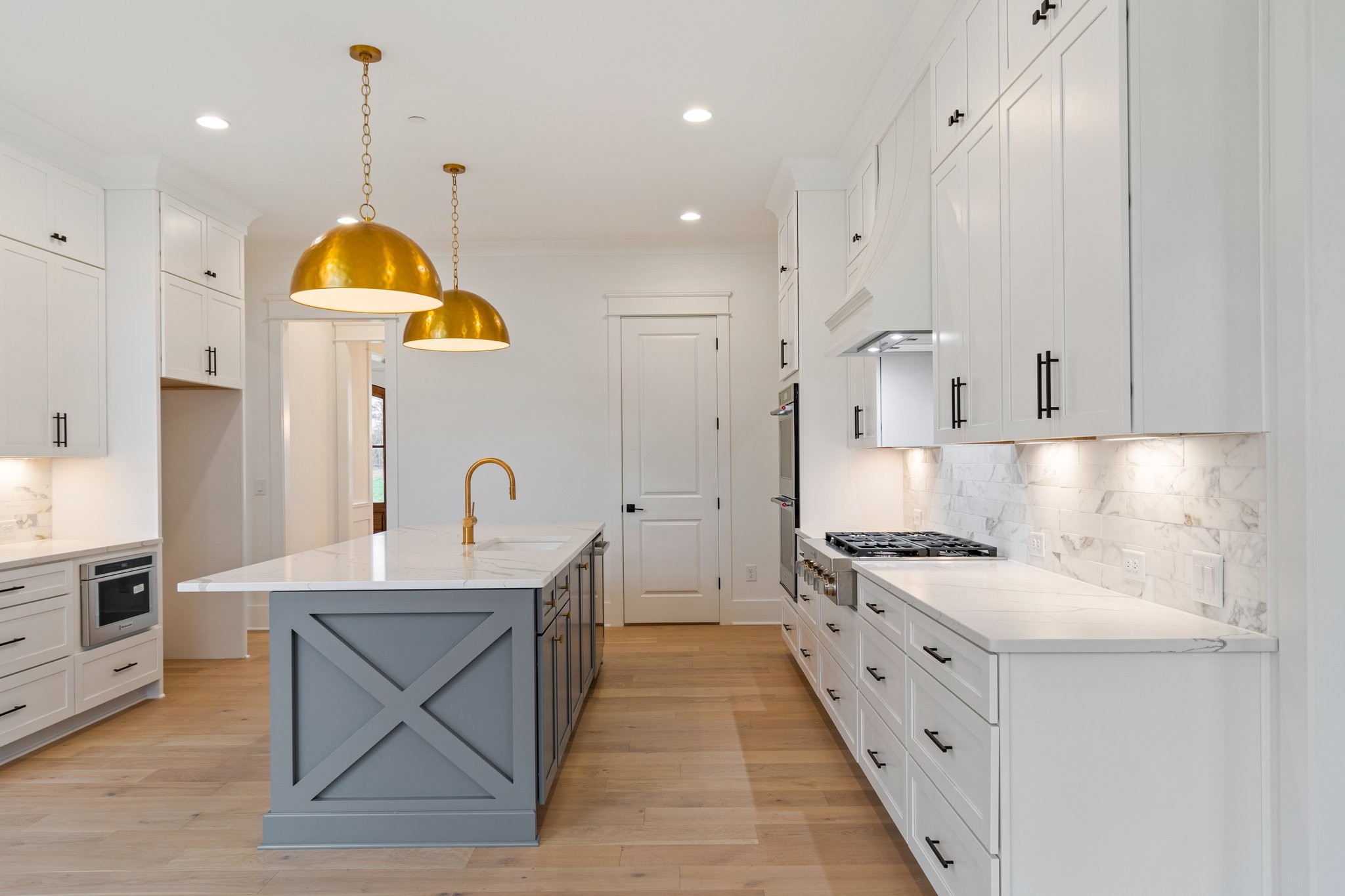 Nolensville, Tennessee 37135, United States, 5 Bedrooms Bedrooms, ,6 BathroomsBathrooms,Residential,Active,93945