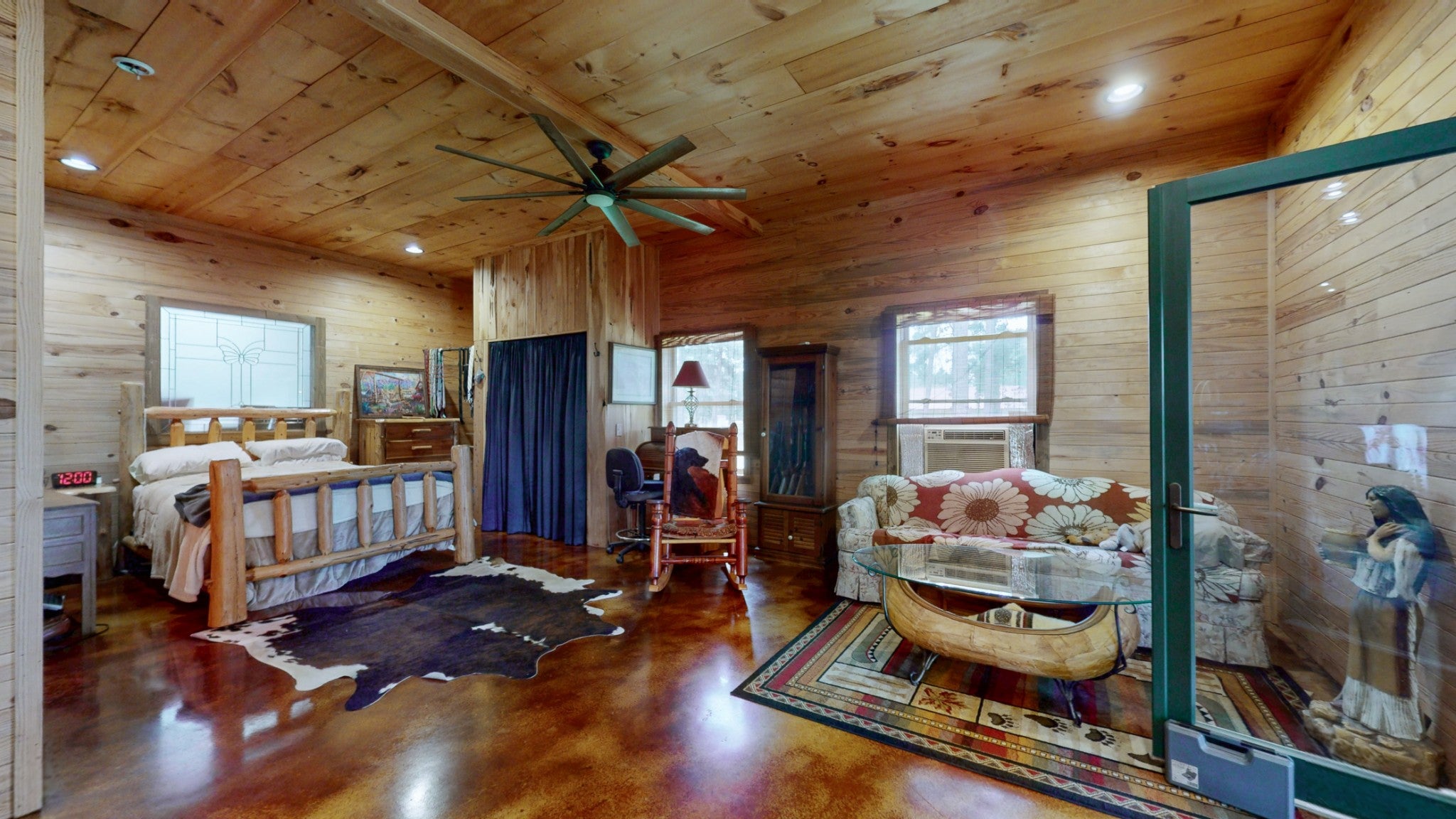 8774 Highway 641 N