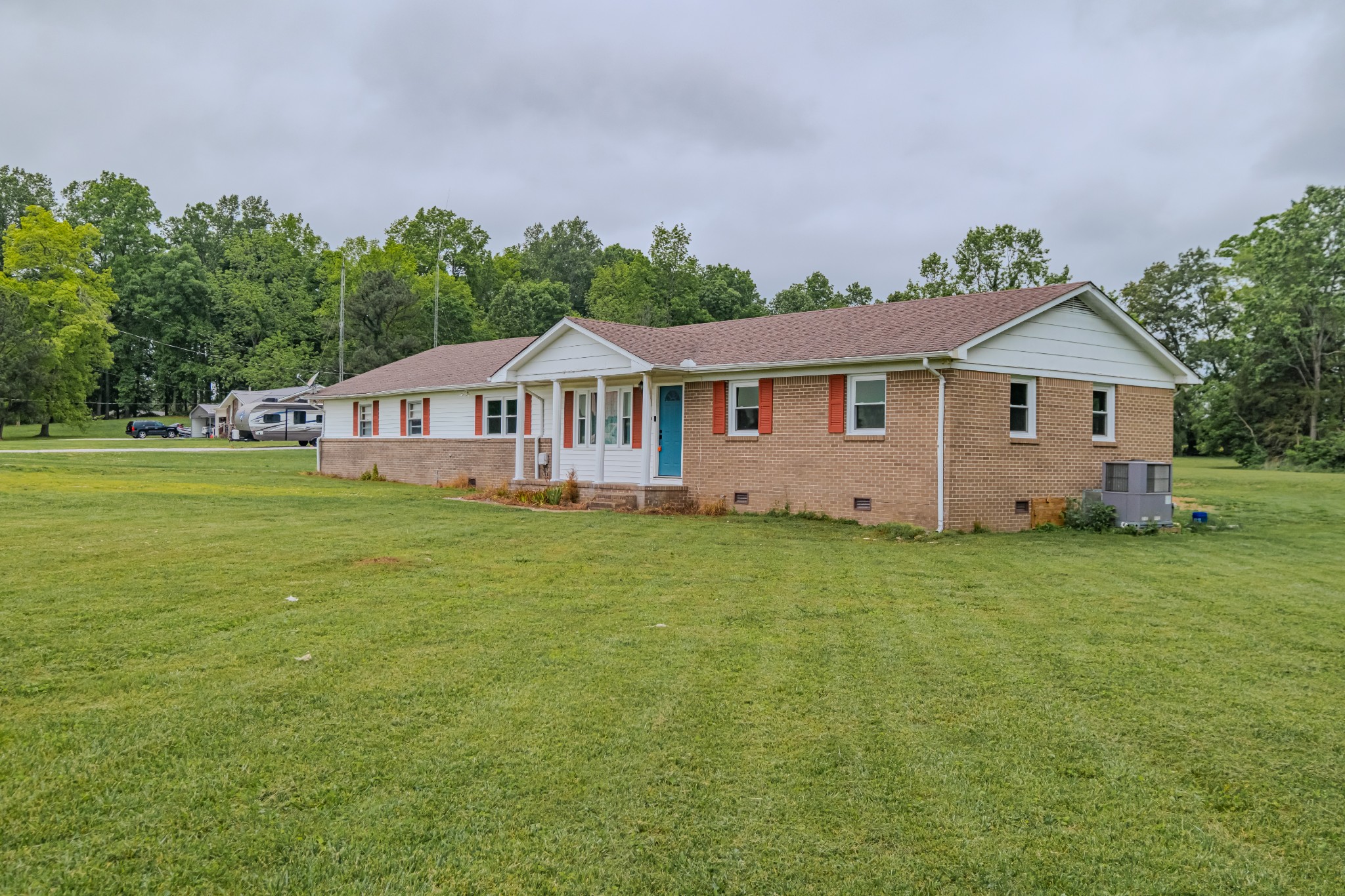 4973 Awalt Rd