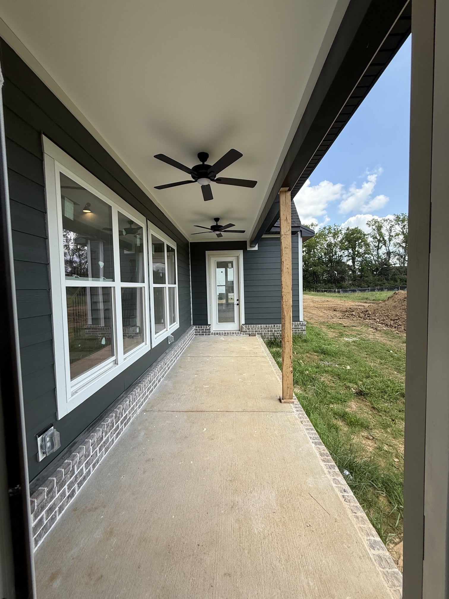2712 Canton Dr