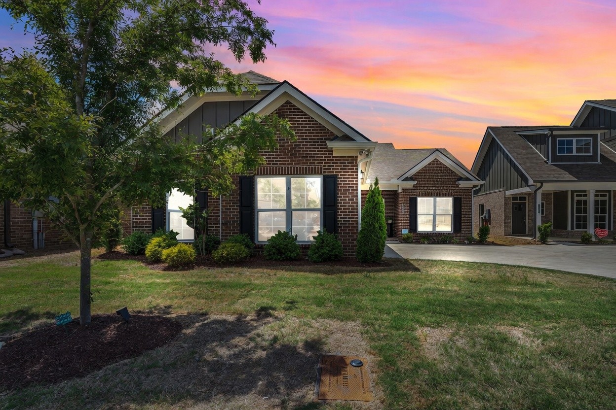 7112 Maddenwood Lane