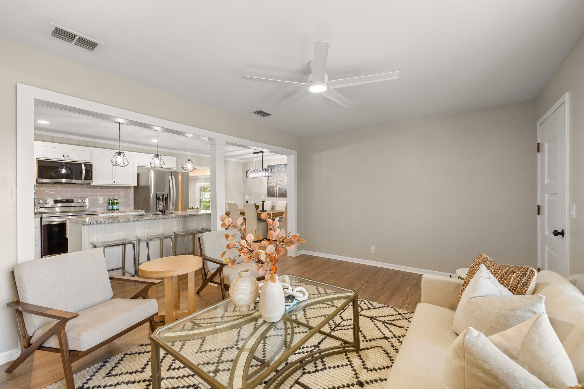2307 Irby Ln