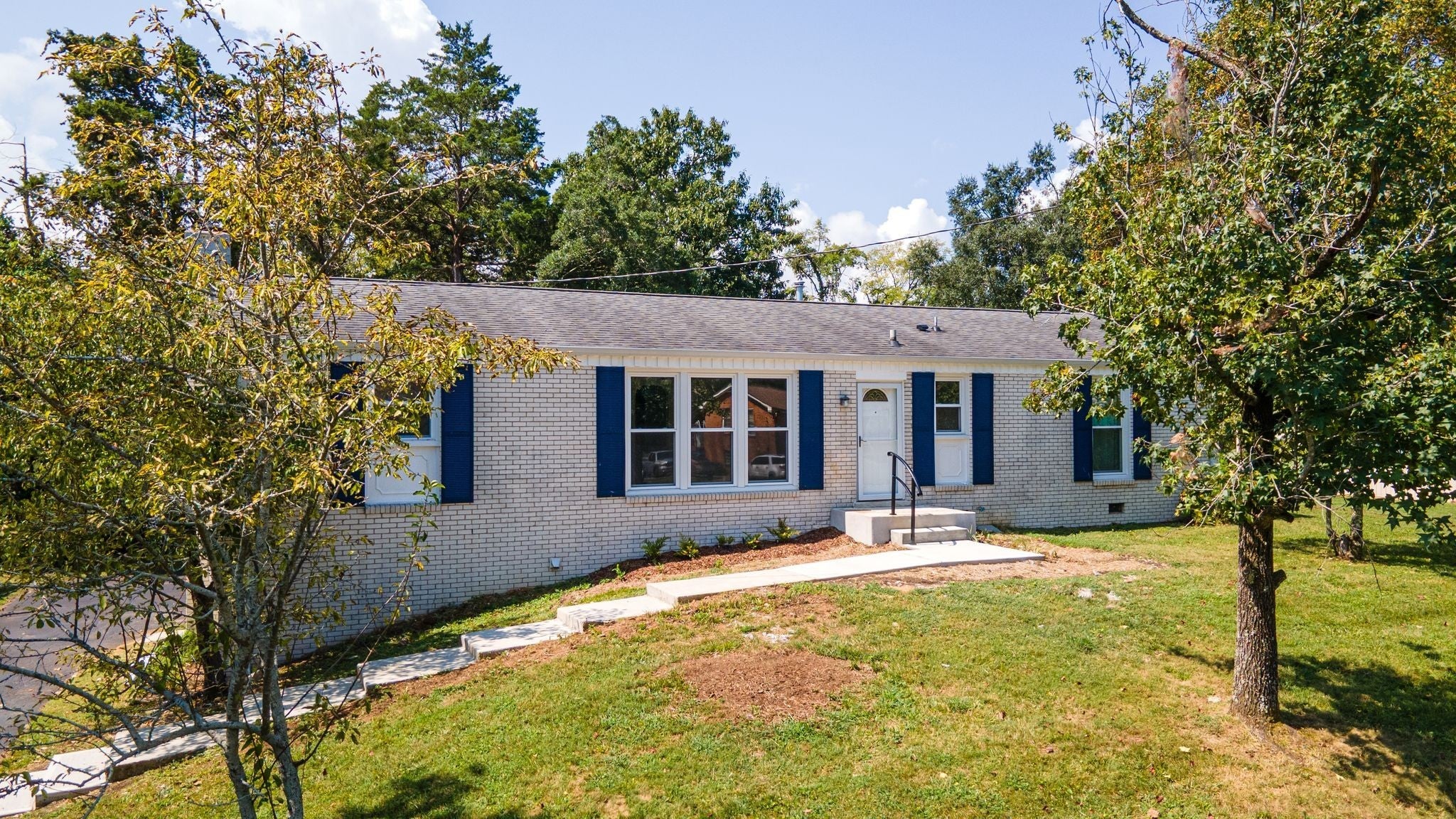 609 Harpeth Pkwy E