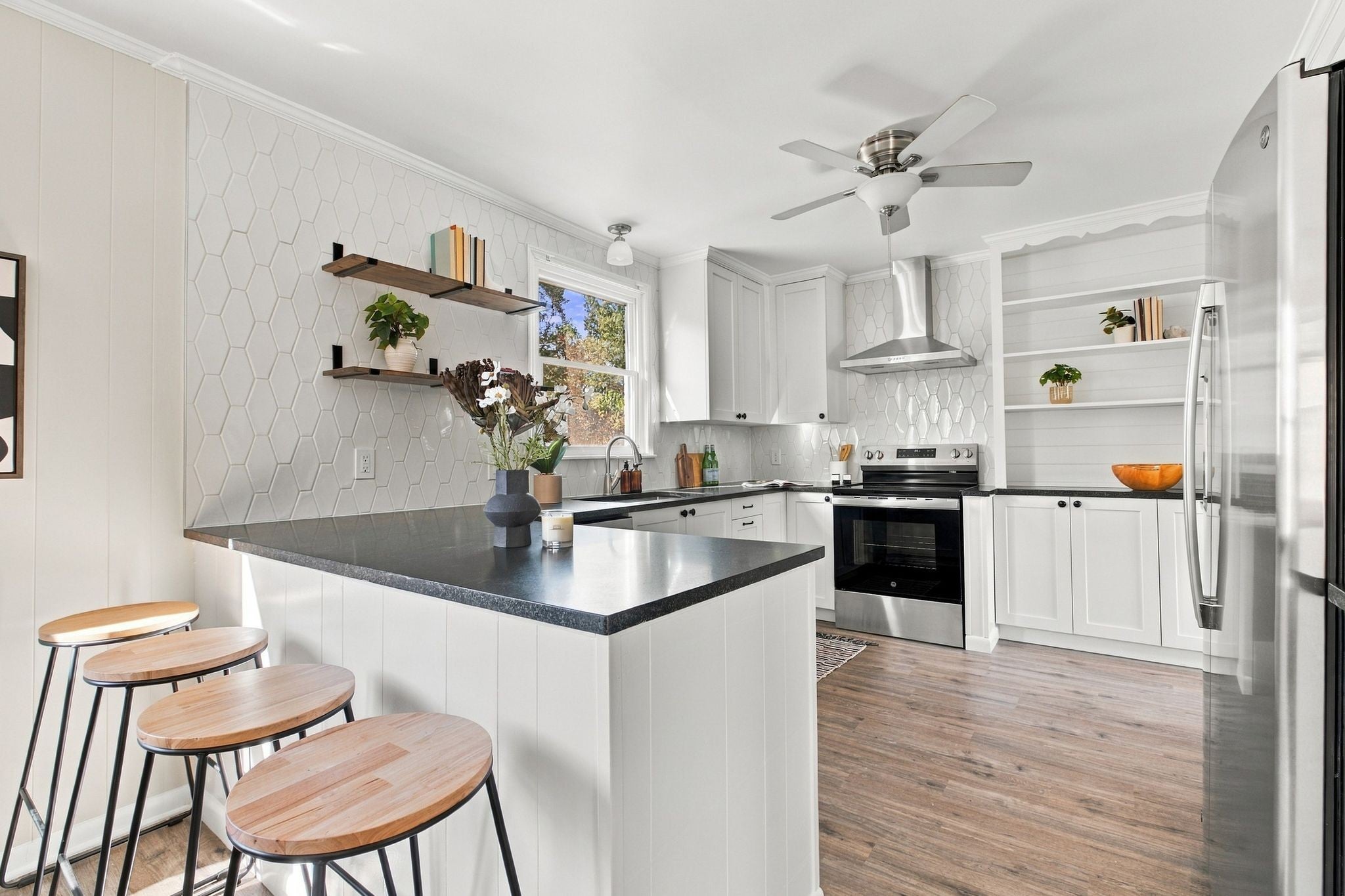 609 Harpeth Pkwy E