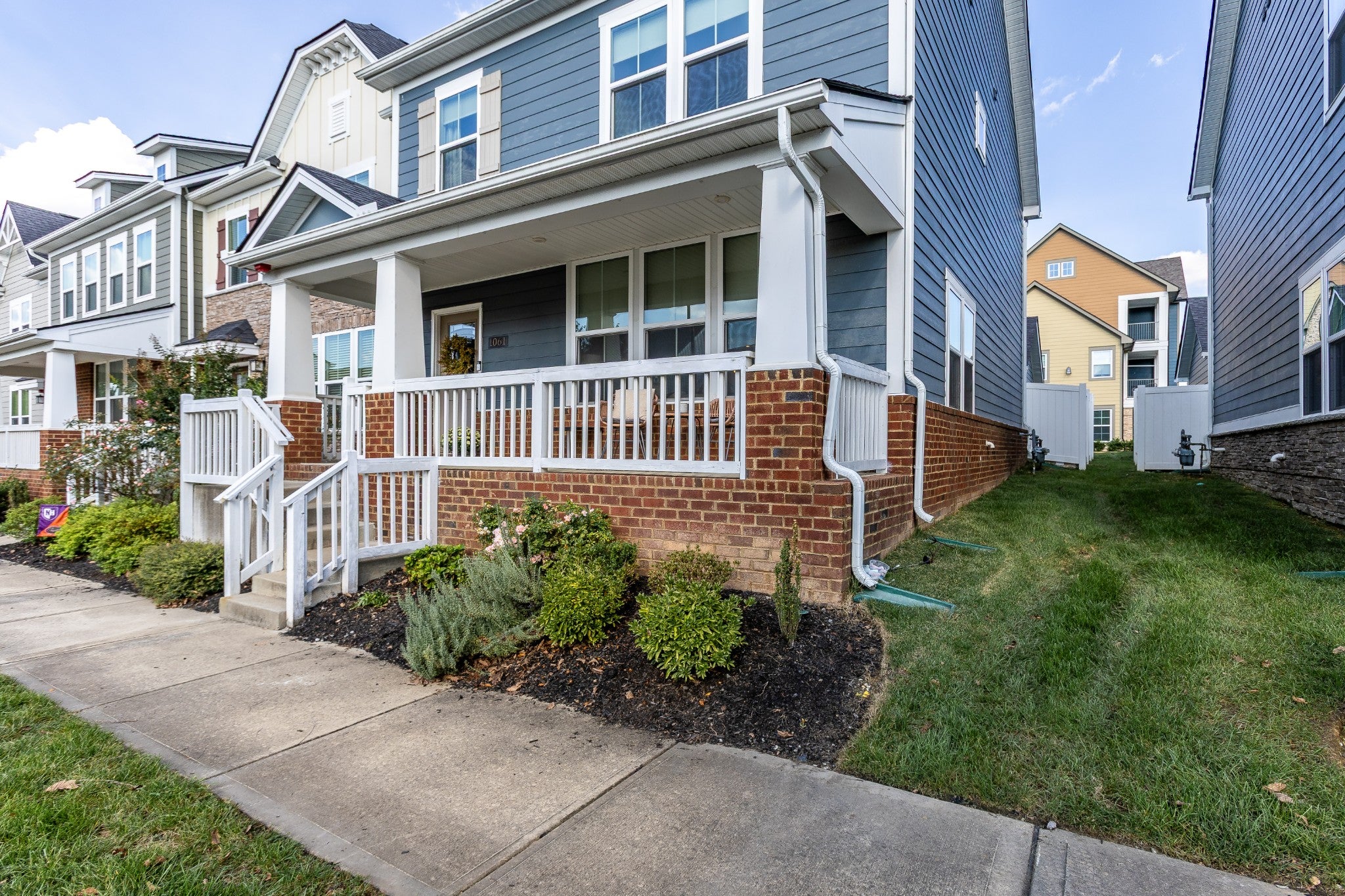 1061 Oglethorpe Dr