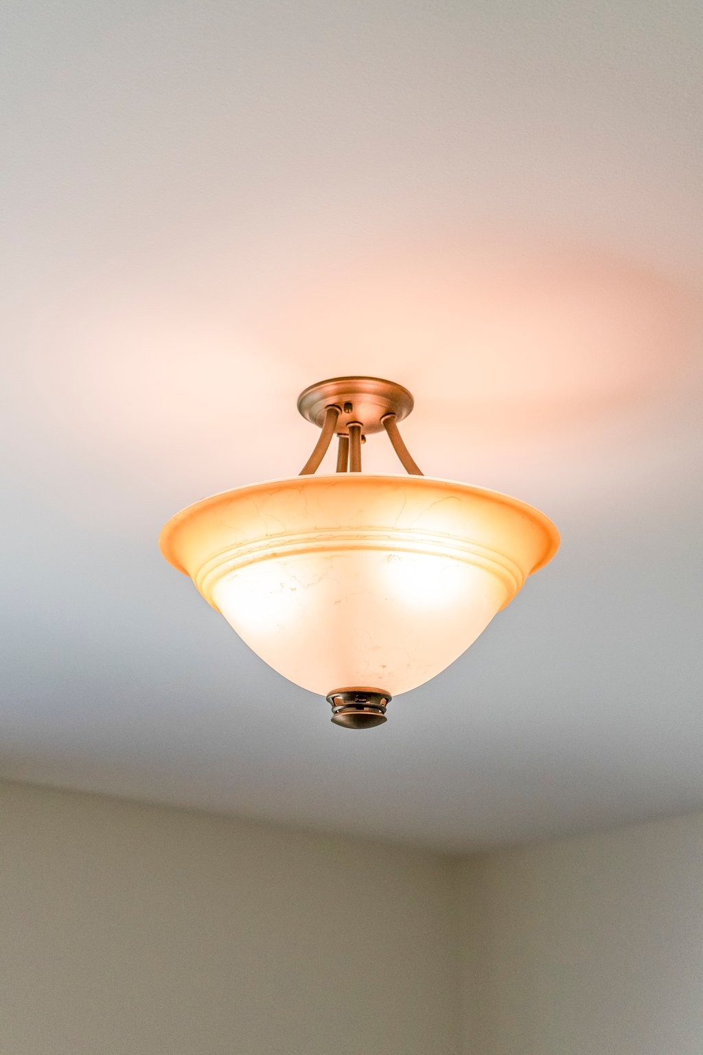 Columbia, Tennessee 38401, United States, 4 Bedrooms Bedrooms, ,3 BathroomsBathrooms,Residential,Active,93716