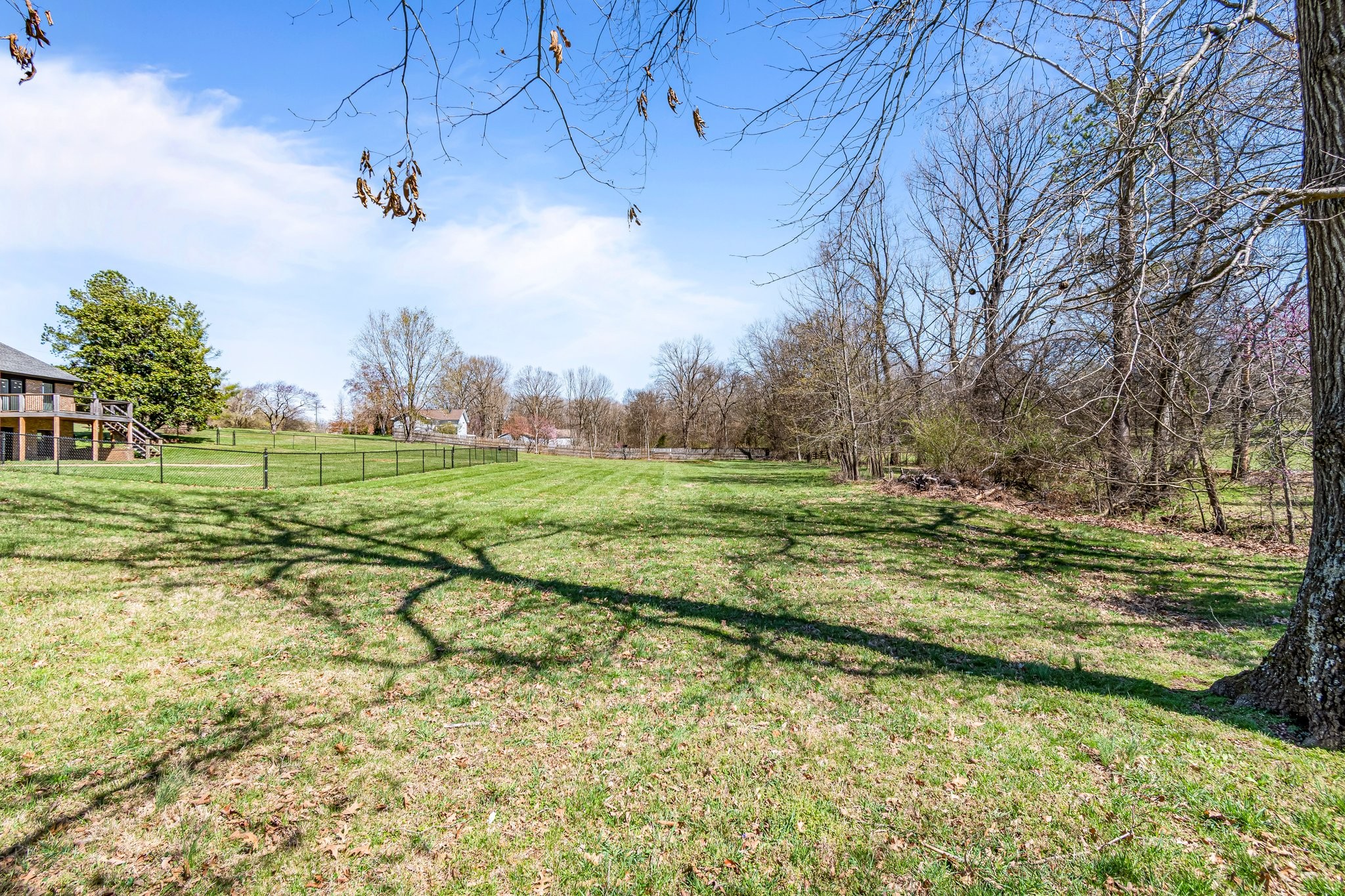 Columbia, Tennessee 38401, United States, 4 Bedrooms Bedrooms, ,3 BathroomsBathrooms,Residential,Active,93716