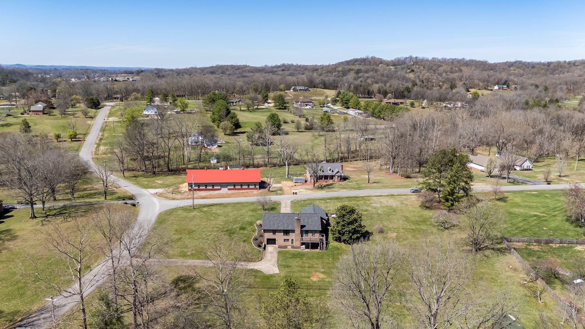 Columbia, Tennessee 38401, United States, 4 Bedrooms Bedrooms, ,3 BathroomsBathrooms,Residential,Active,93716