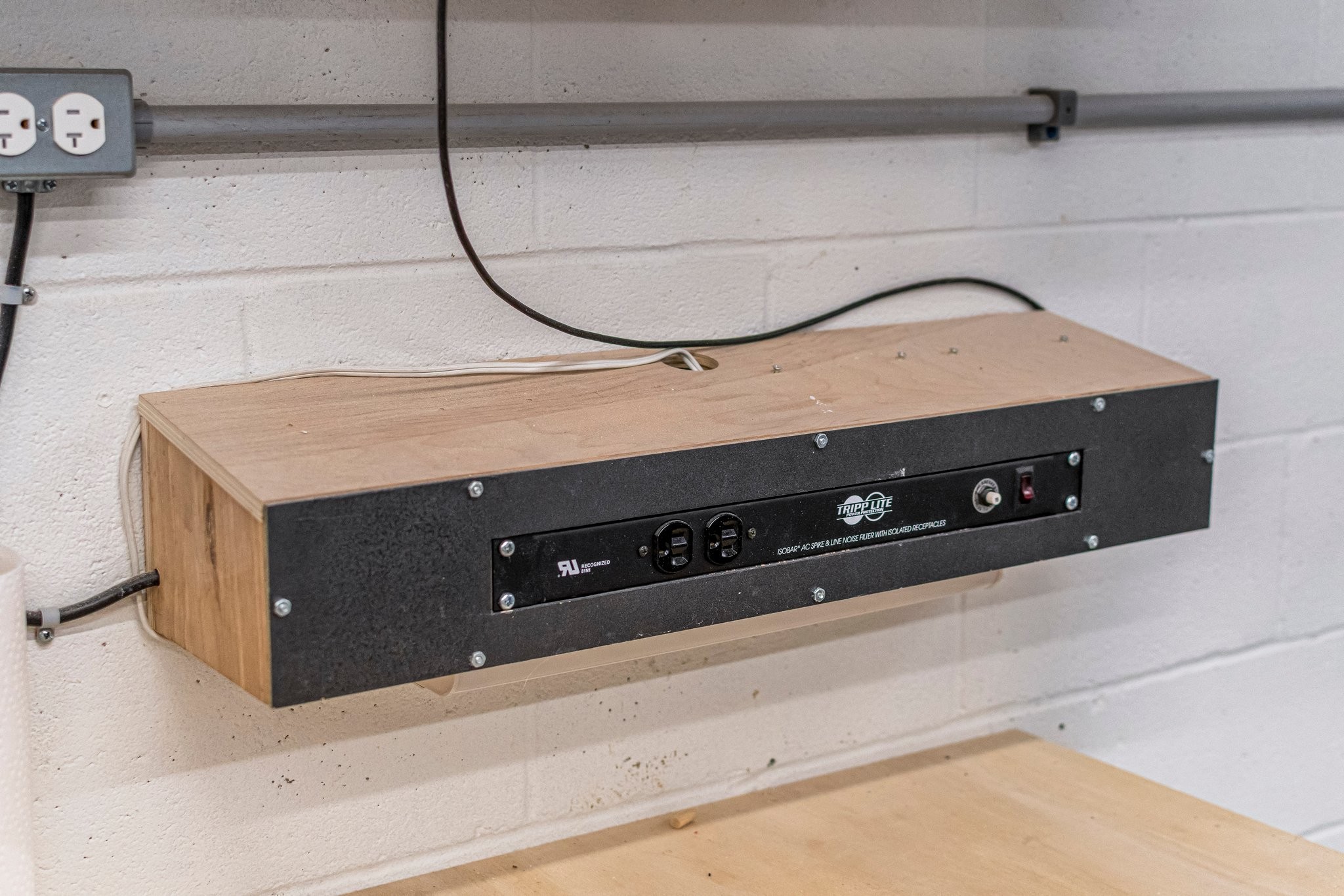 Columbia, Tennessee 38401, United States, 4 Bedrooms Bedrooms, ,3 BathroomsBathrooms,Residential,Active,93716