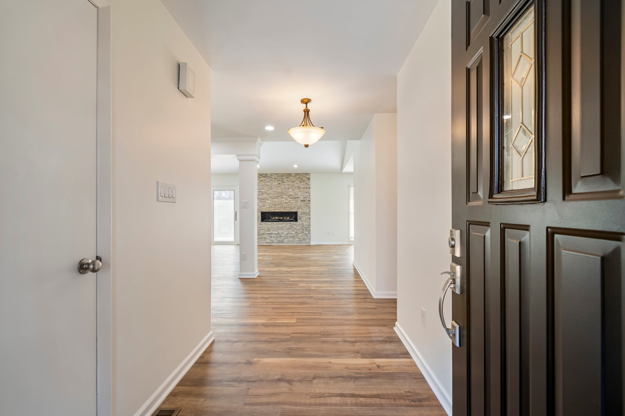 1106 Roseland Dr