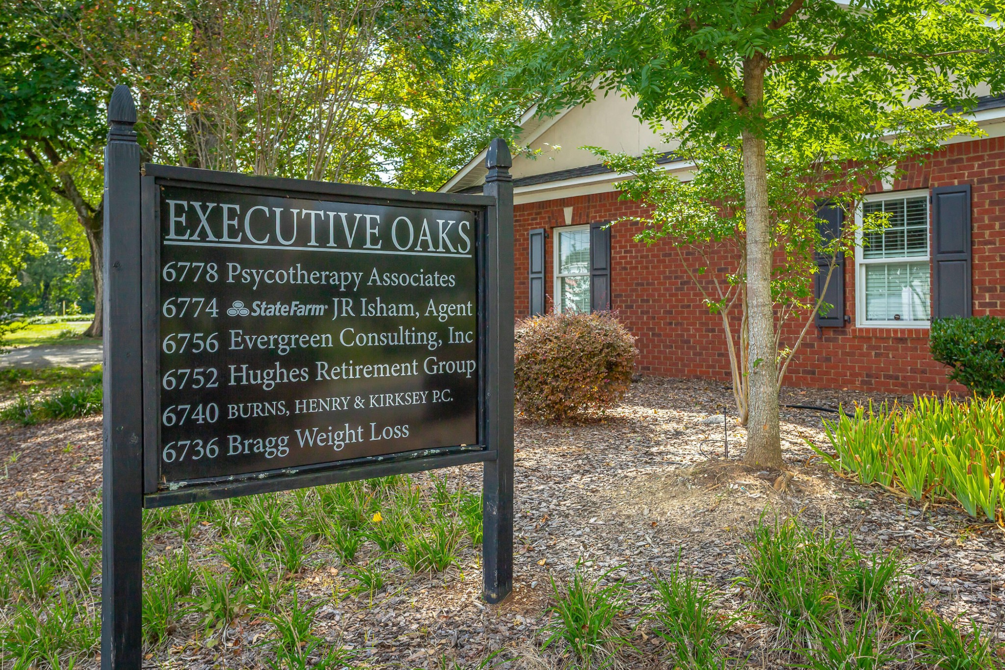 6752 Executive Oak Lane