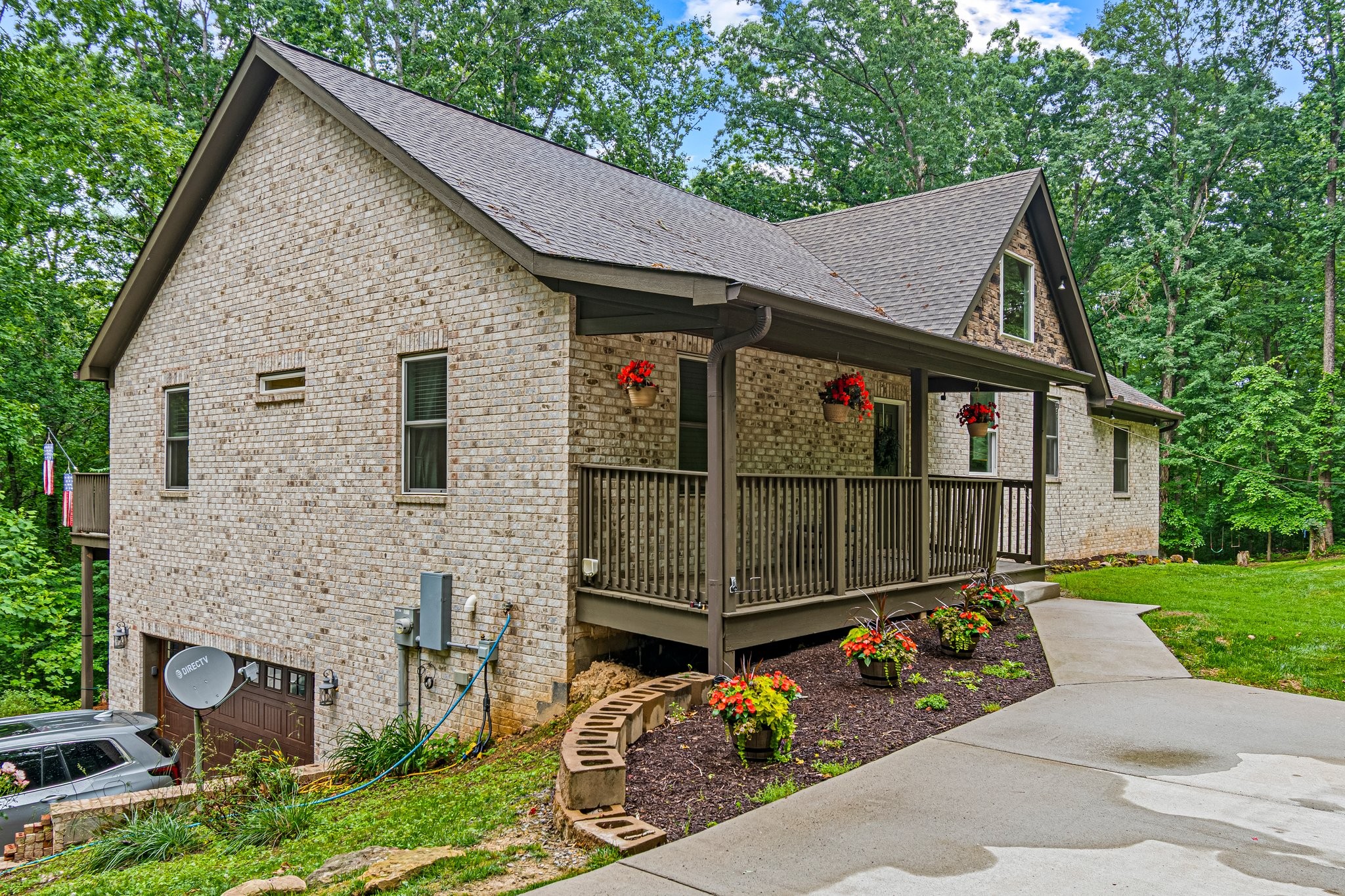4545 Sears Rd