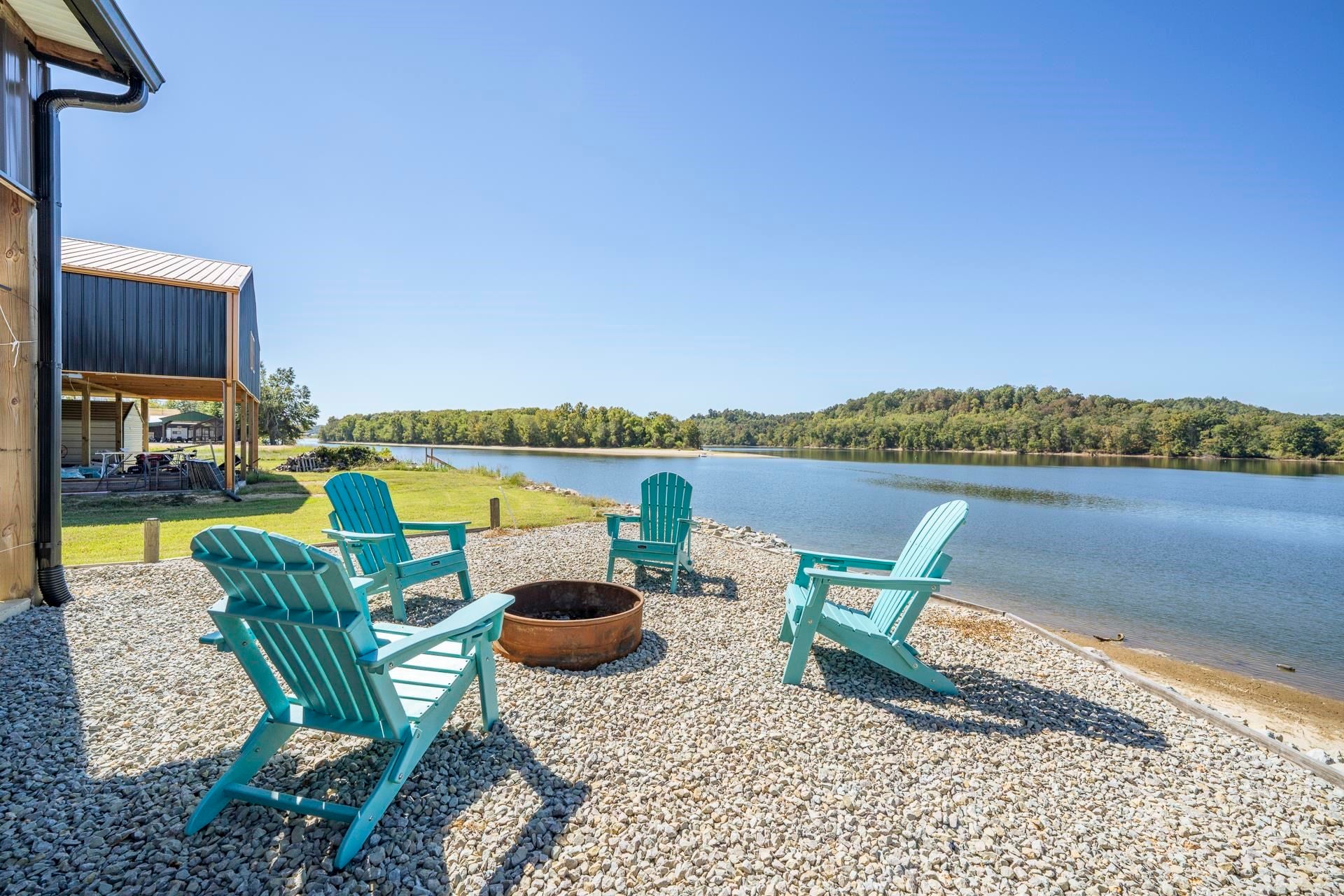 980 S RIVERFRONT DR 17A,17B