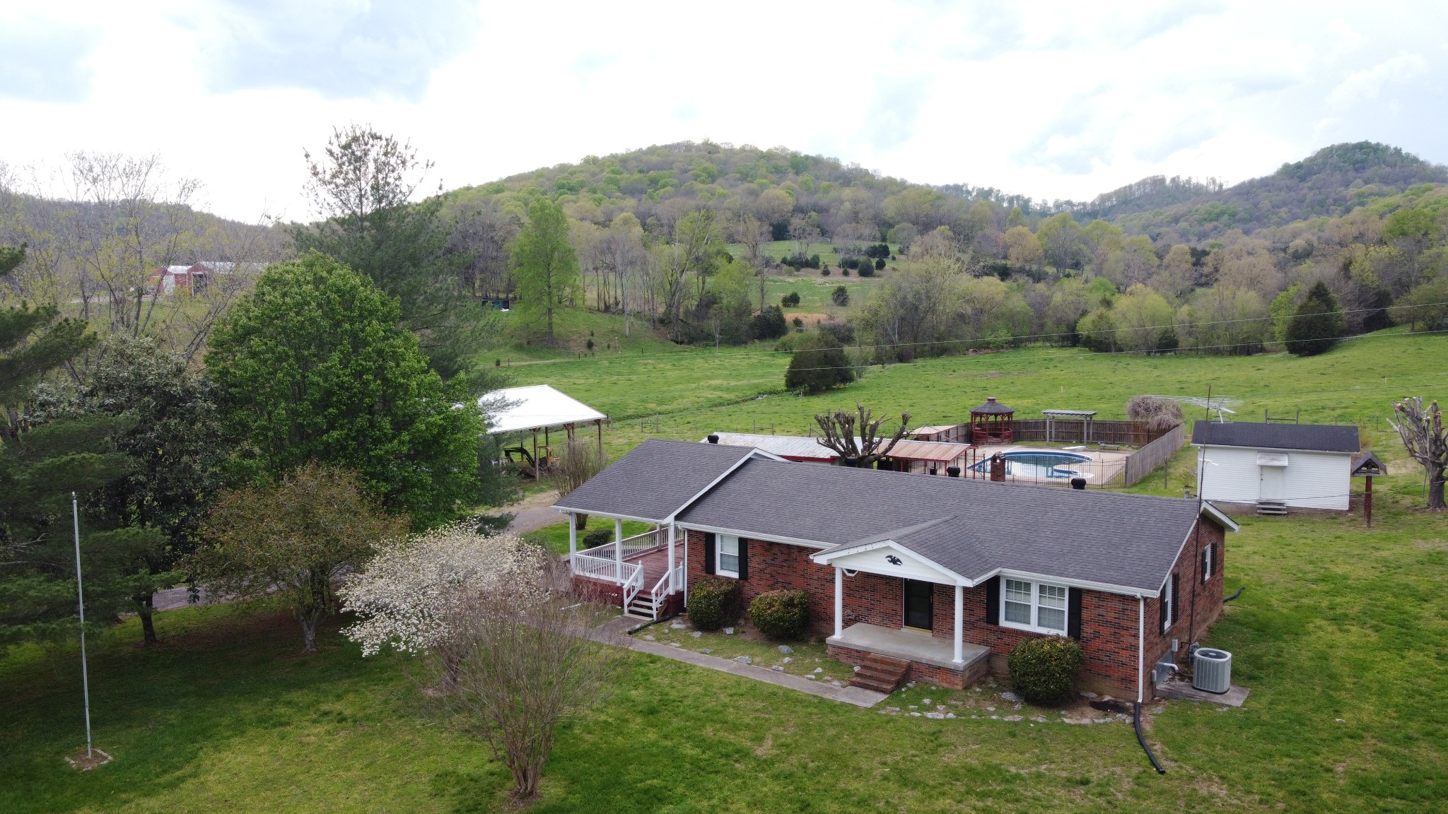 188 Bradford Hill Rd N