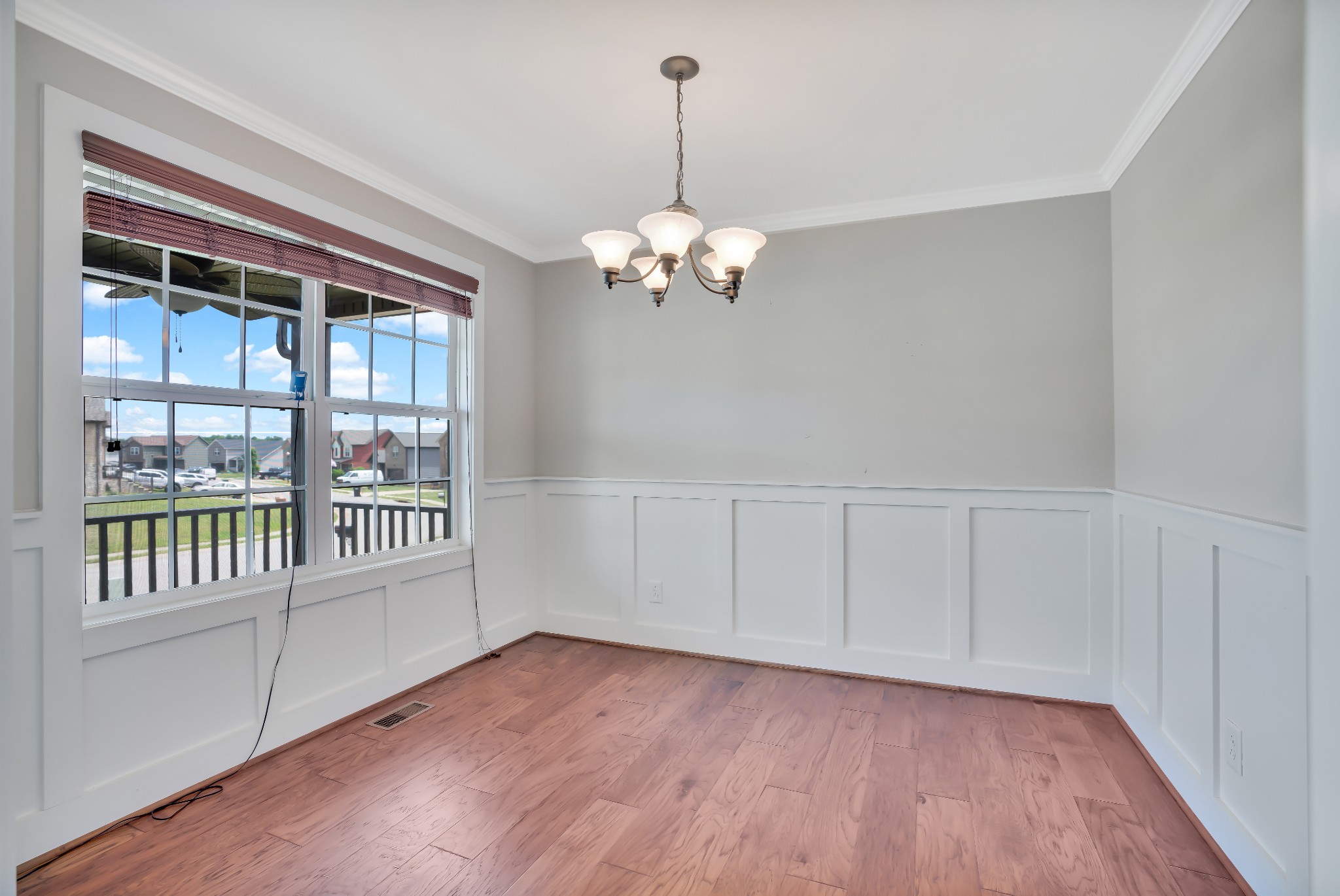 484 Mirren Cir