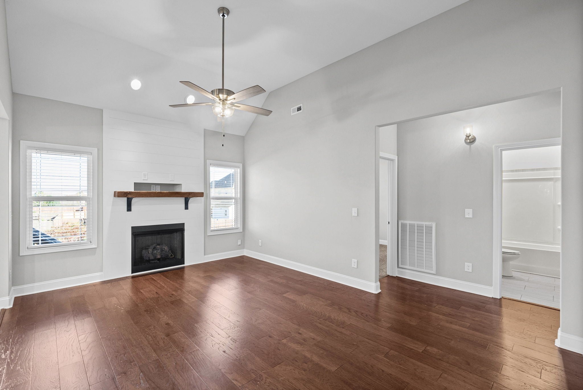 1308 Apple Blossom Rd
