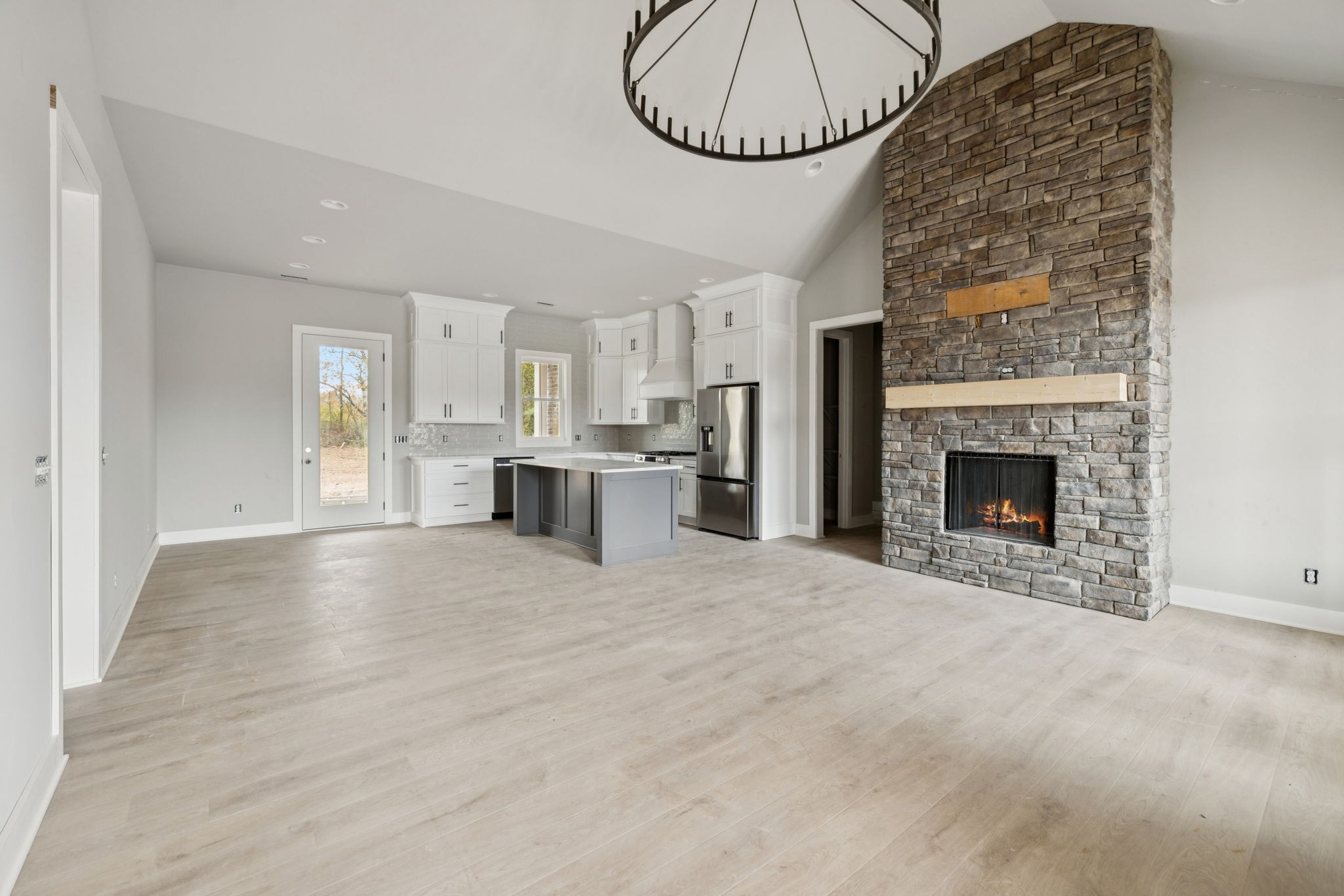 405 Chestnut Oak Ave