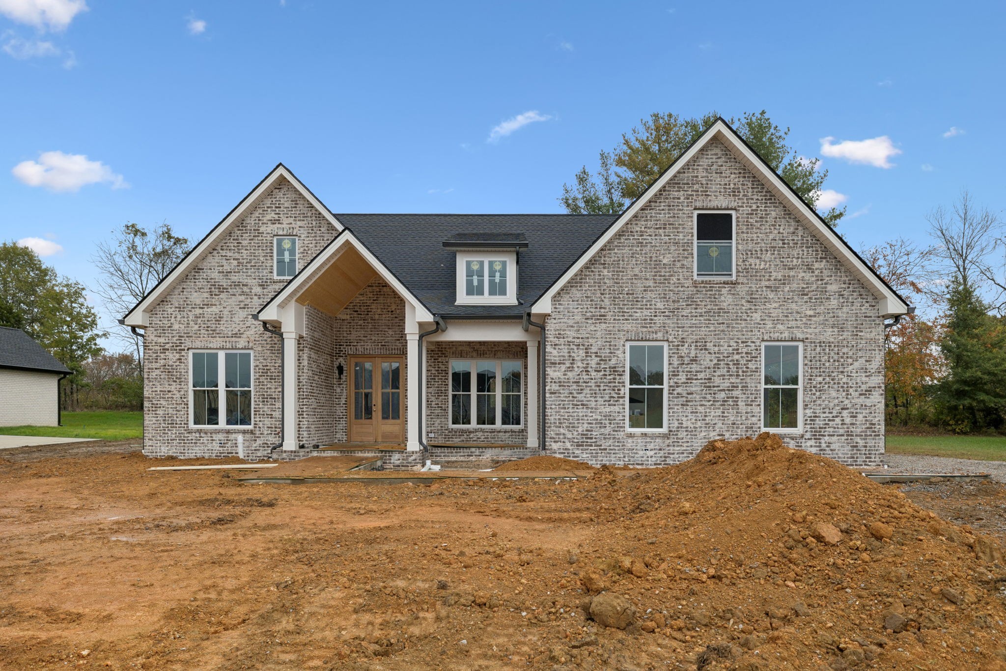 405 Chestnut Oak Ave