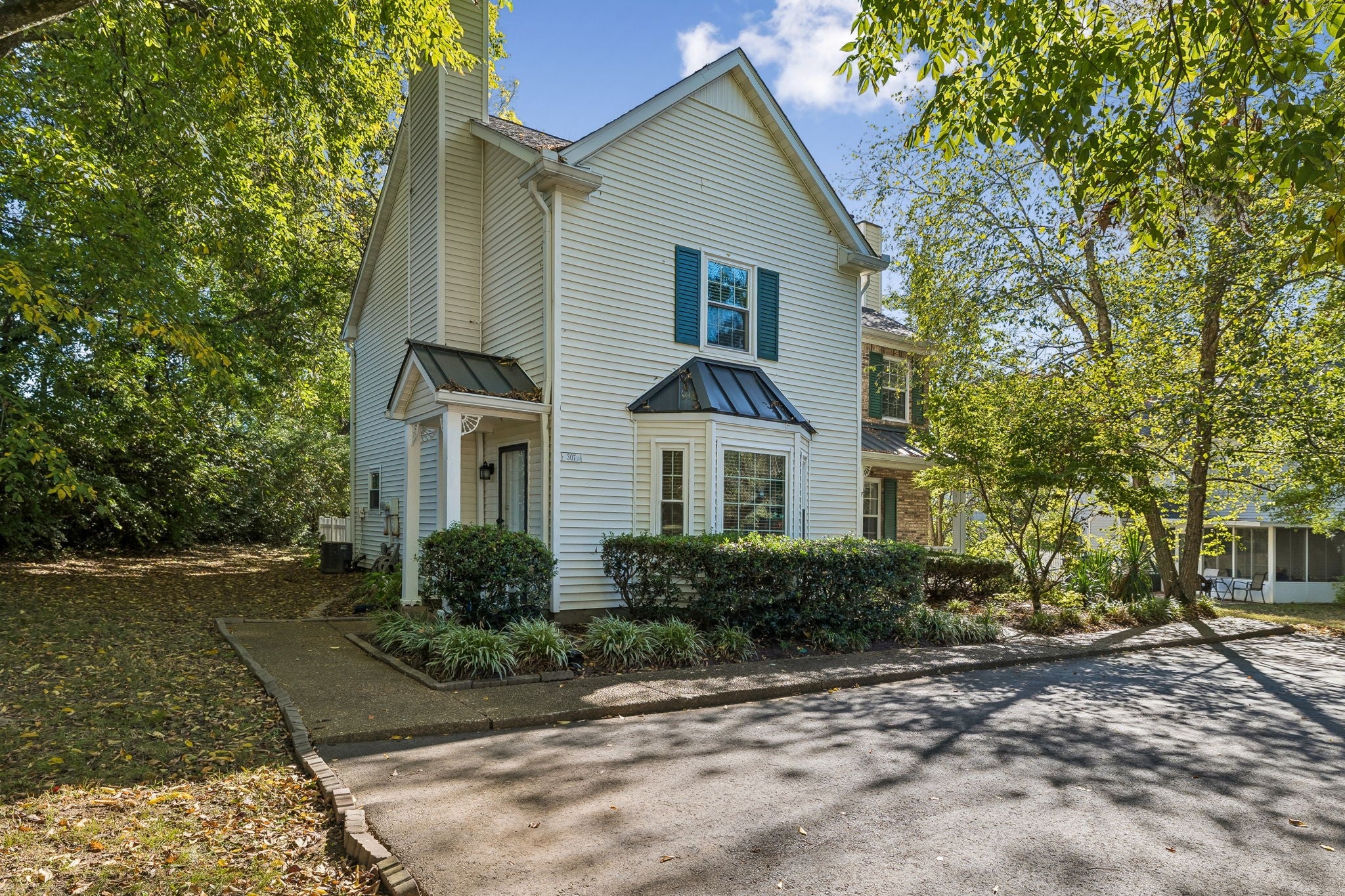 307 Chase Ct