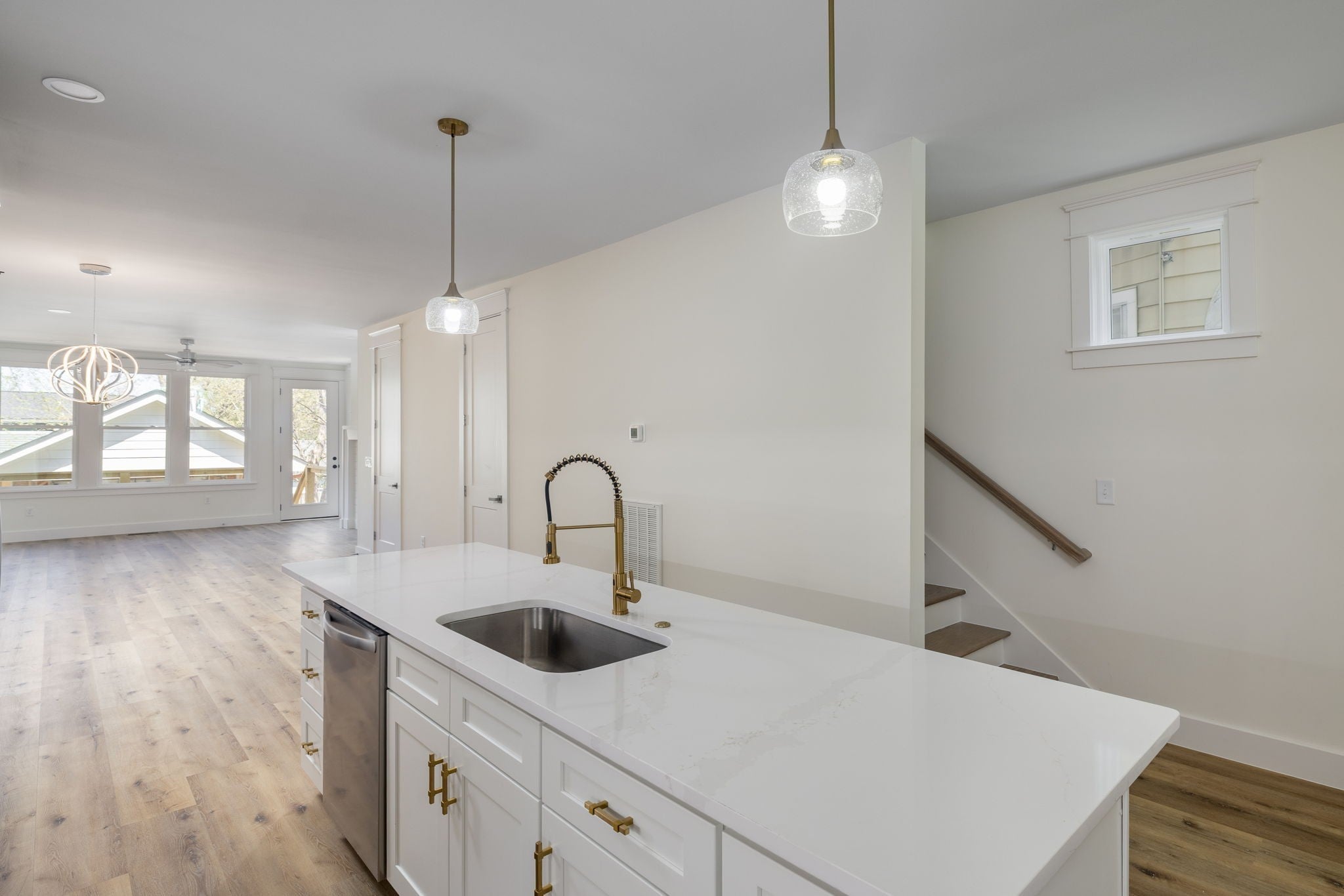 4-bed condo for sale in Nashville, TN 37210, 340a Peachtree St 340a Peachtree St, Nashville TN 37210 4-bed condo, photo 5 of 25