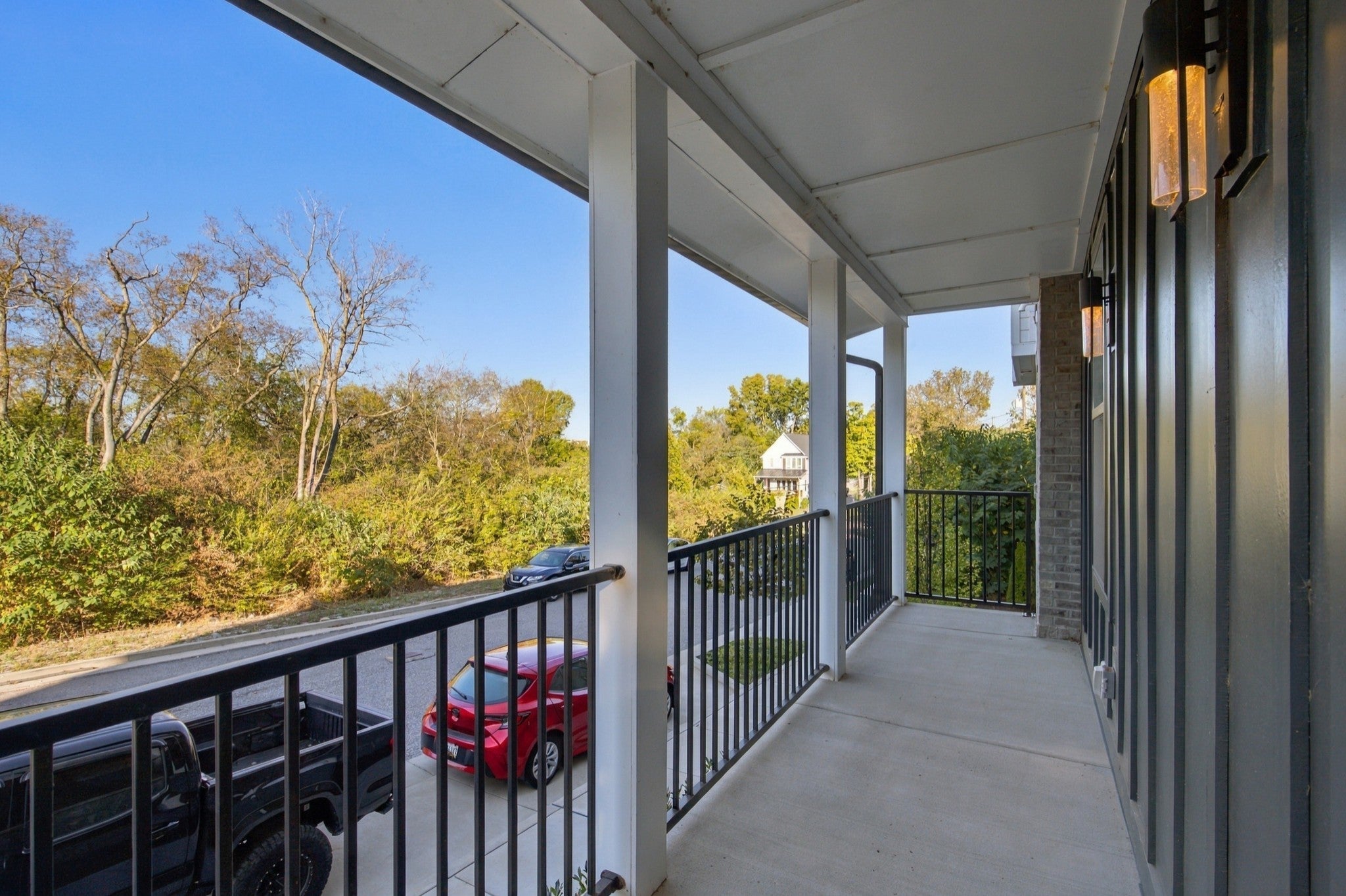505 Community Ct 1