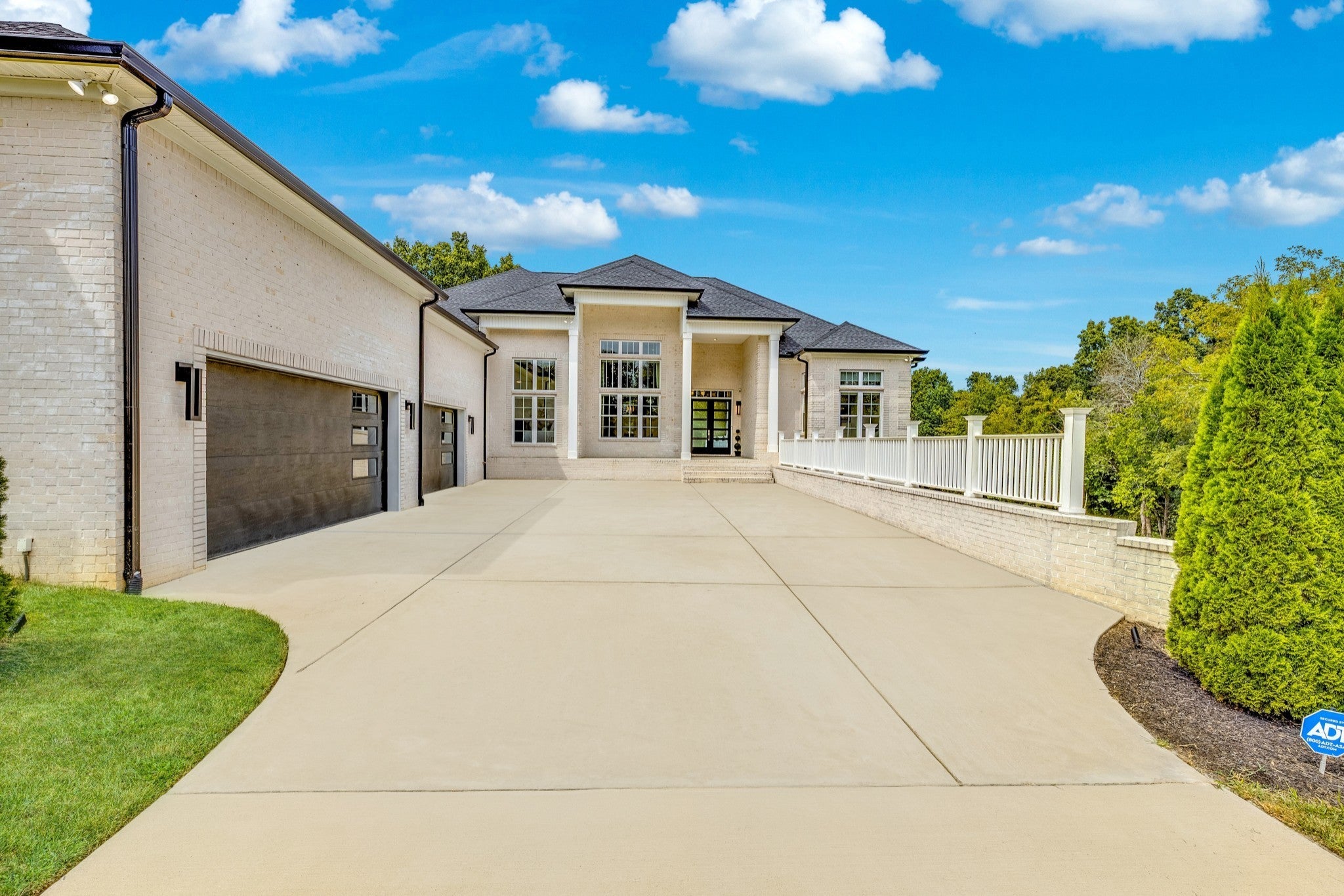 167 Mitchell Rd - Photo 2