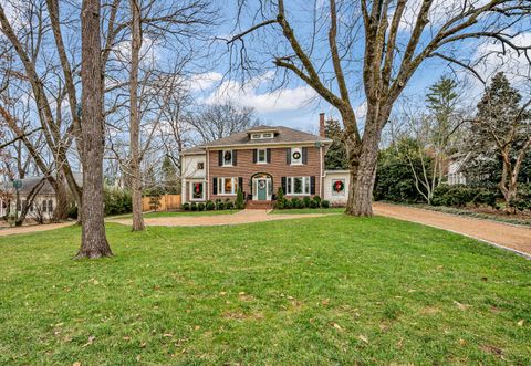 Photo of 208 Lynnwood Blvd, Nashville, TN 37205 (MLS # 3068271)