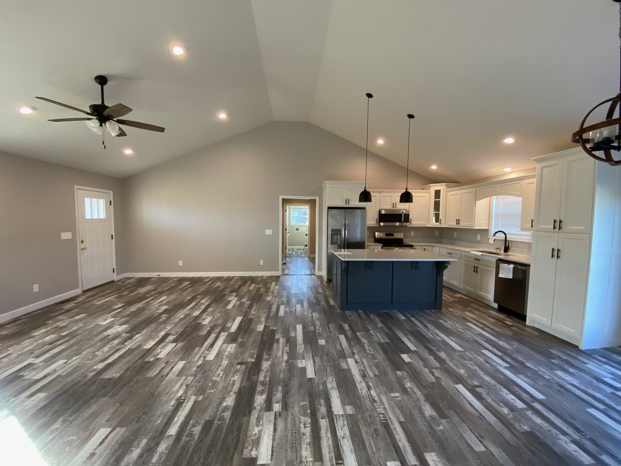 102 Willow Hill Ct