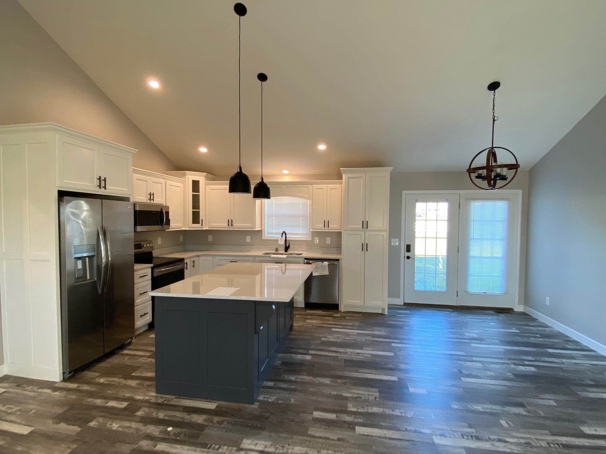 102 Willow Hill Ct