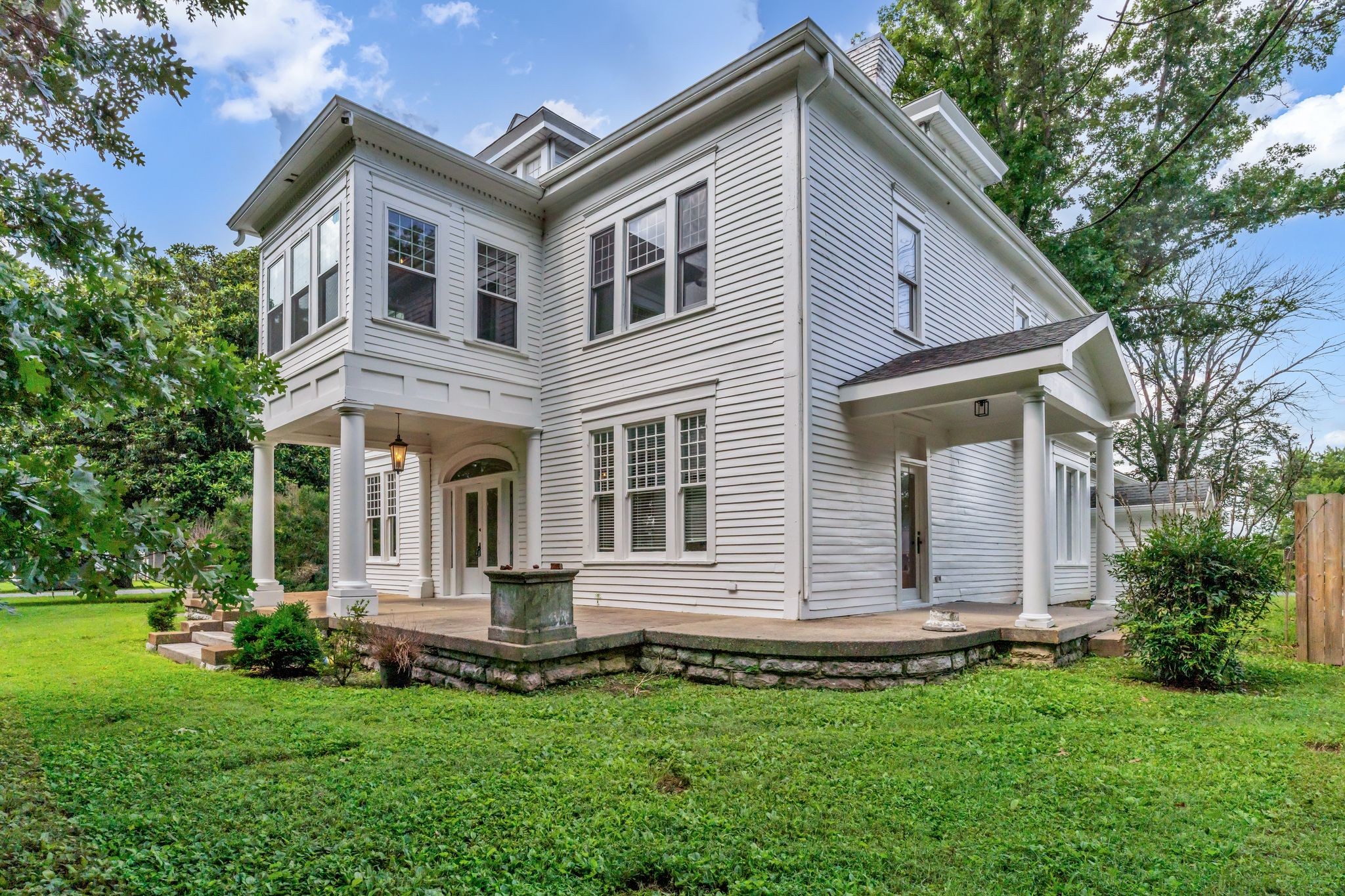775 Rock Springs Rd
