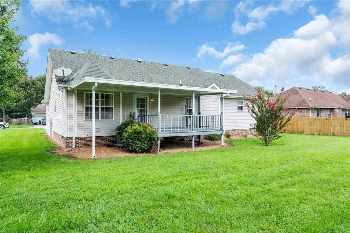355 W Doak Rd