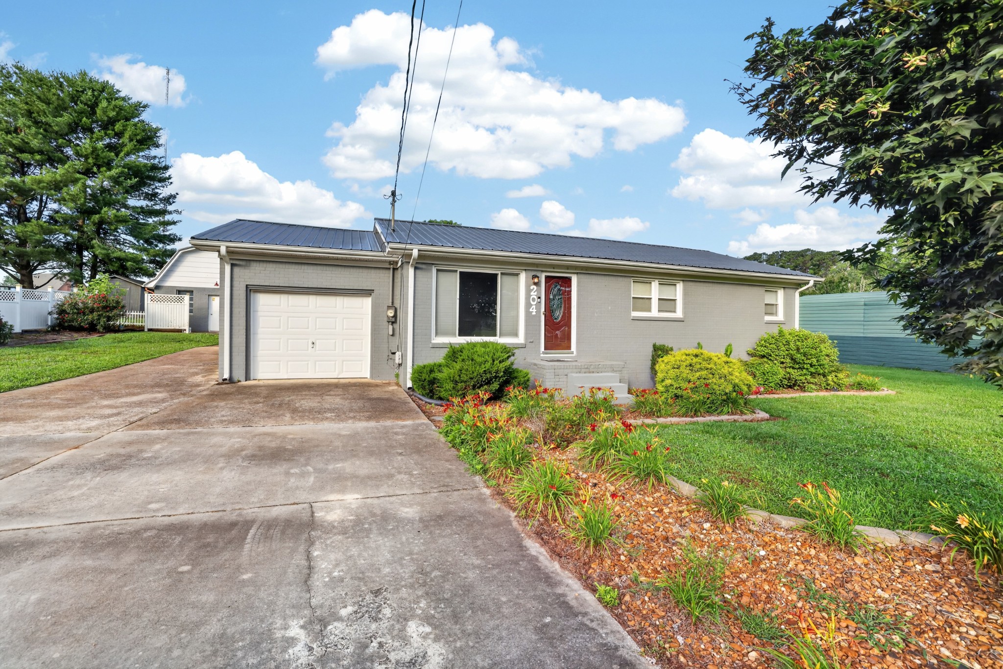 204 Homeward Ave