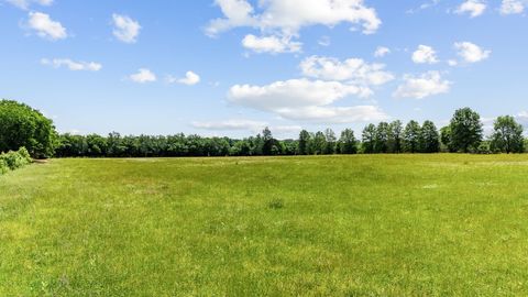 3077 Nashville Hwy Lewisburg TN 37091