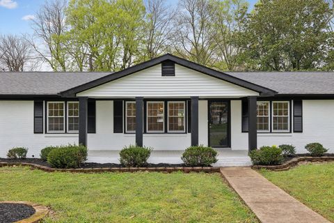 611 Circle Dr, Mount Pleasant, TN 38474 - MLS#: 2811131