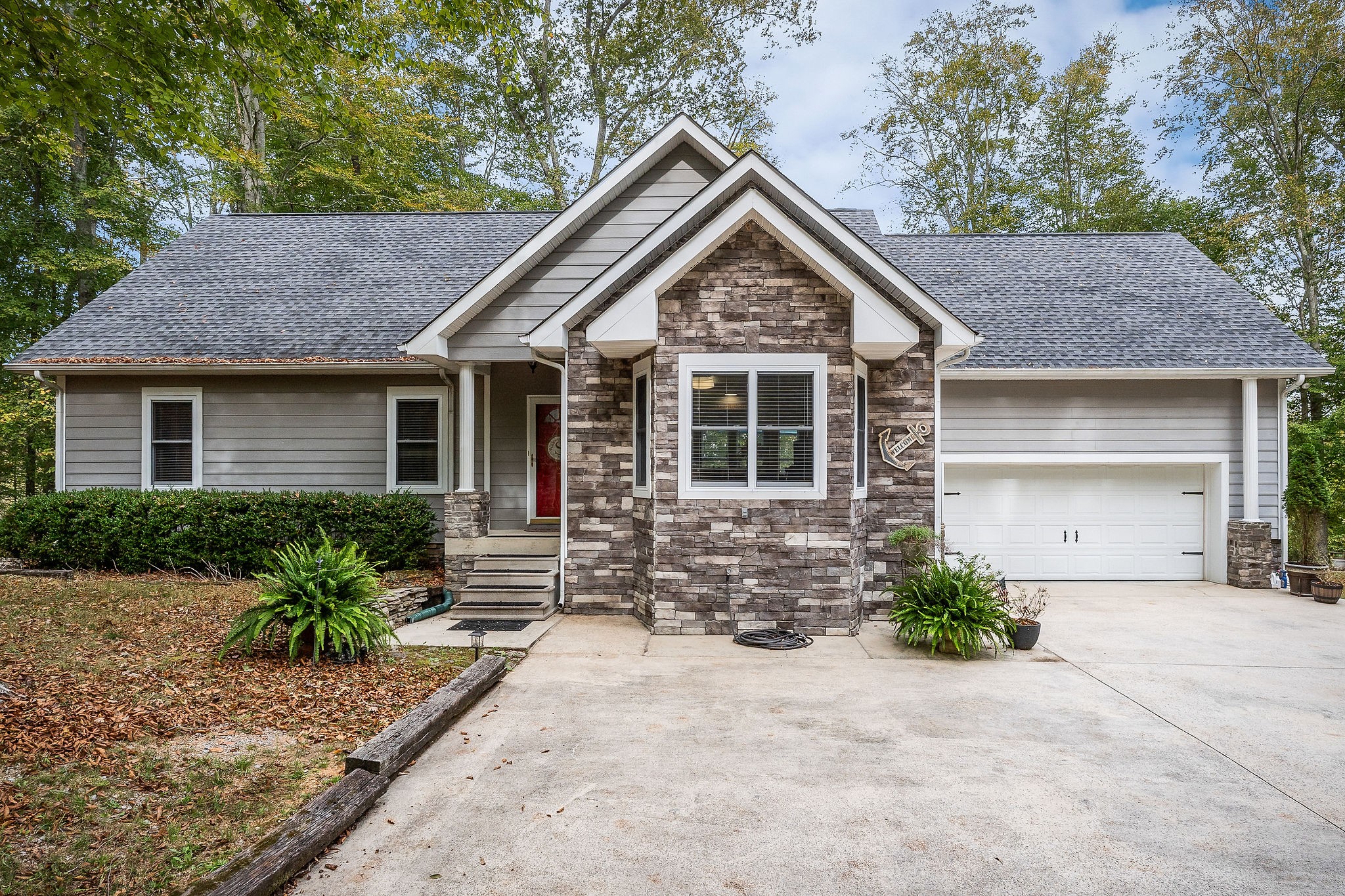 375 Winter Park Cir