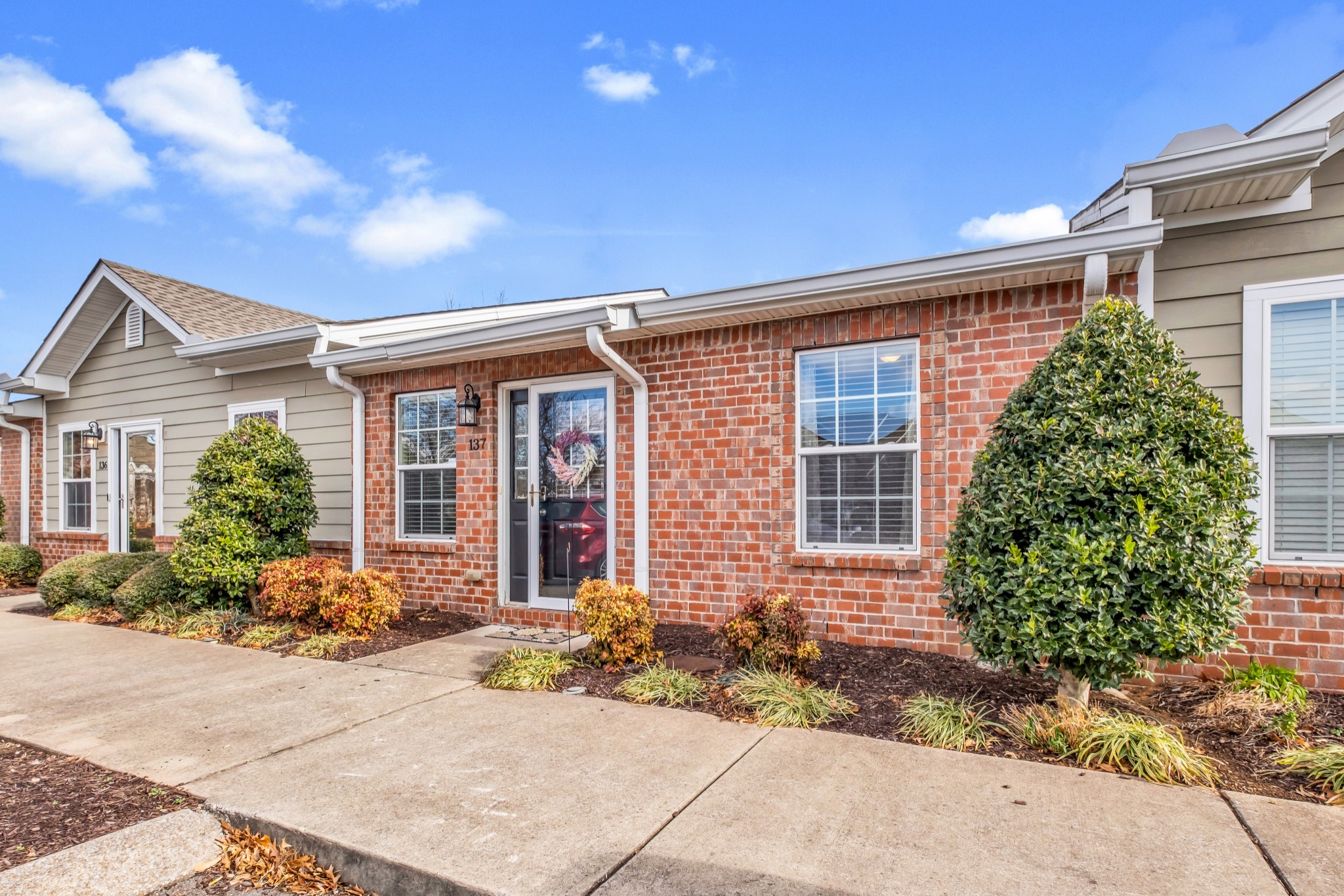 1040 Charlie Daniels Pkwy 137