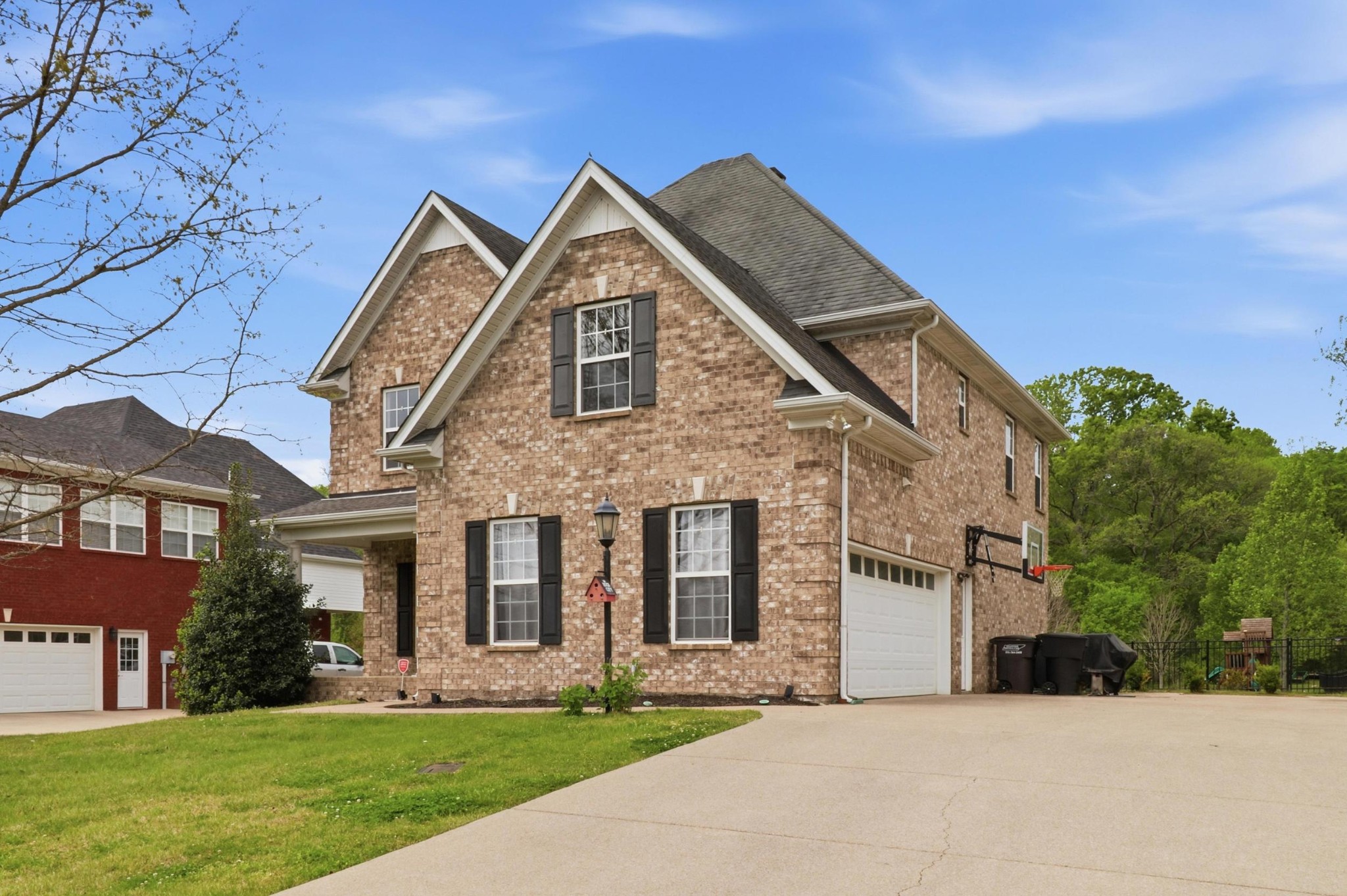 2305 Scout Dr