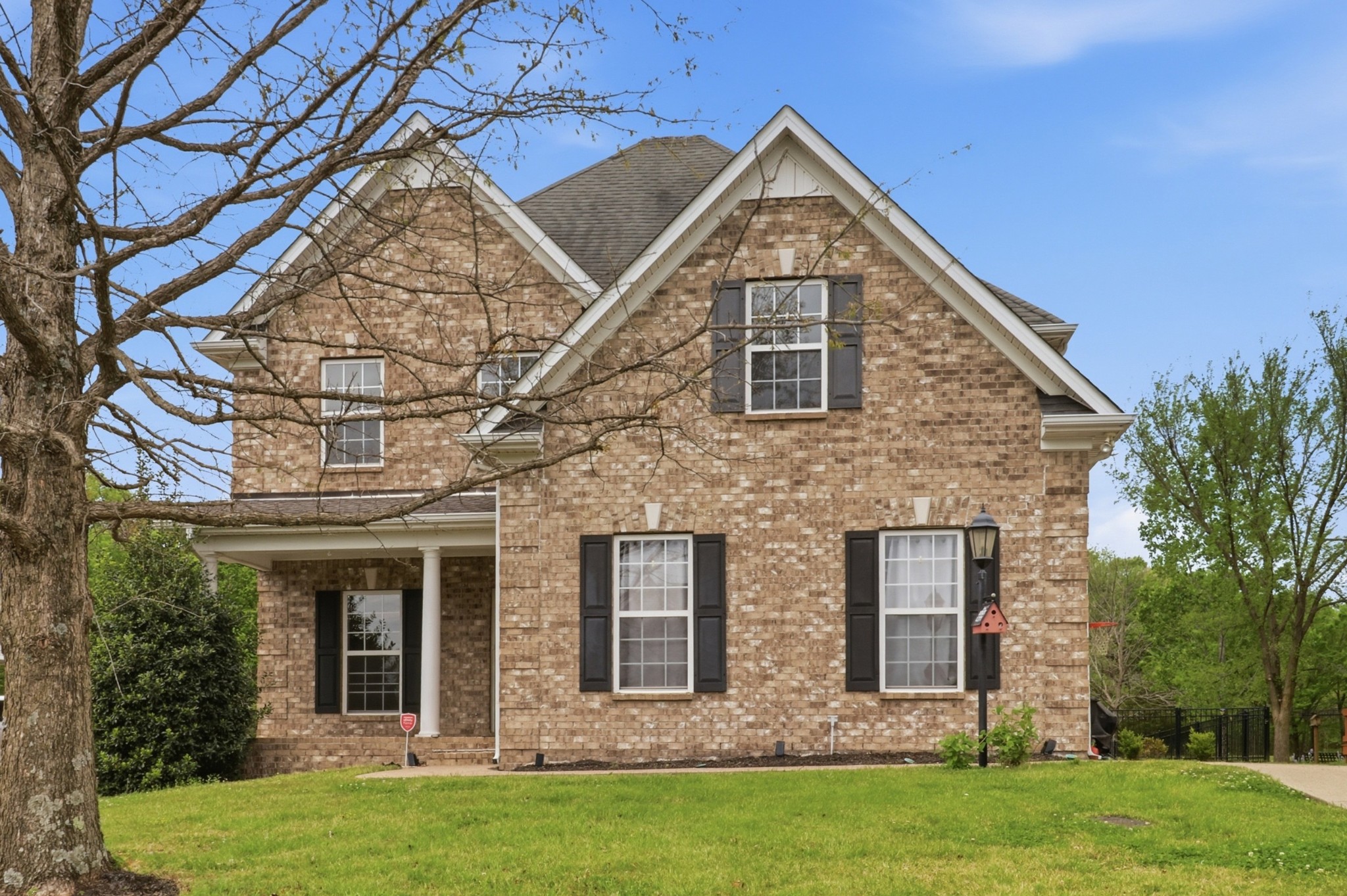 2305 Scout Dr