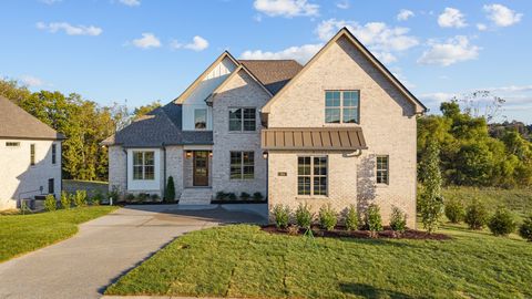 304 Oaks Xing Lebanon TN 37087