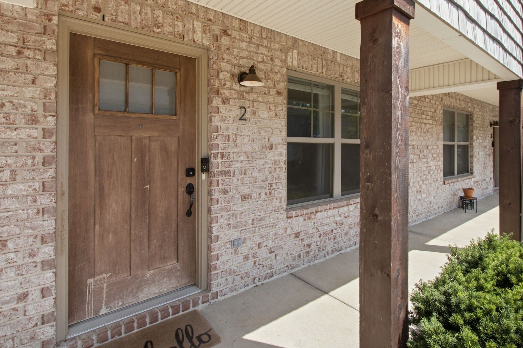 2506 E Main St E2