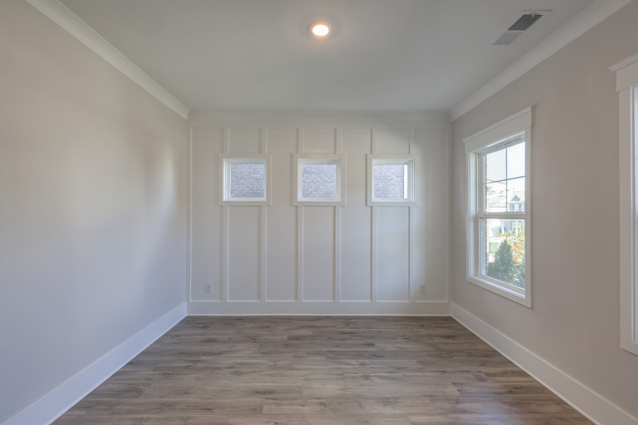 471 Triple Crown Cir