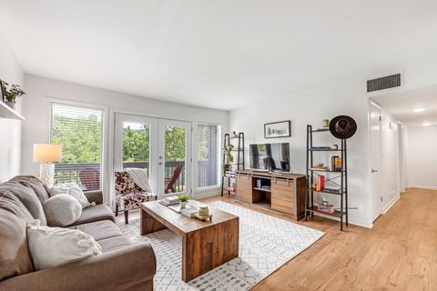 21 Vaughns  Gap Rd 88F Nashville TN 37205