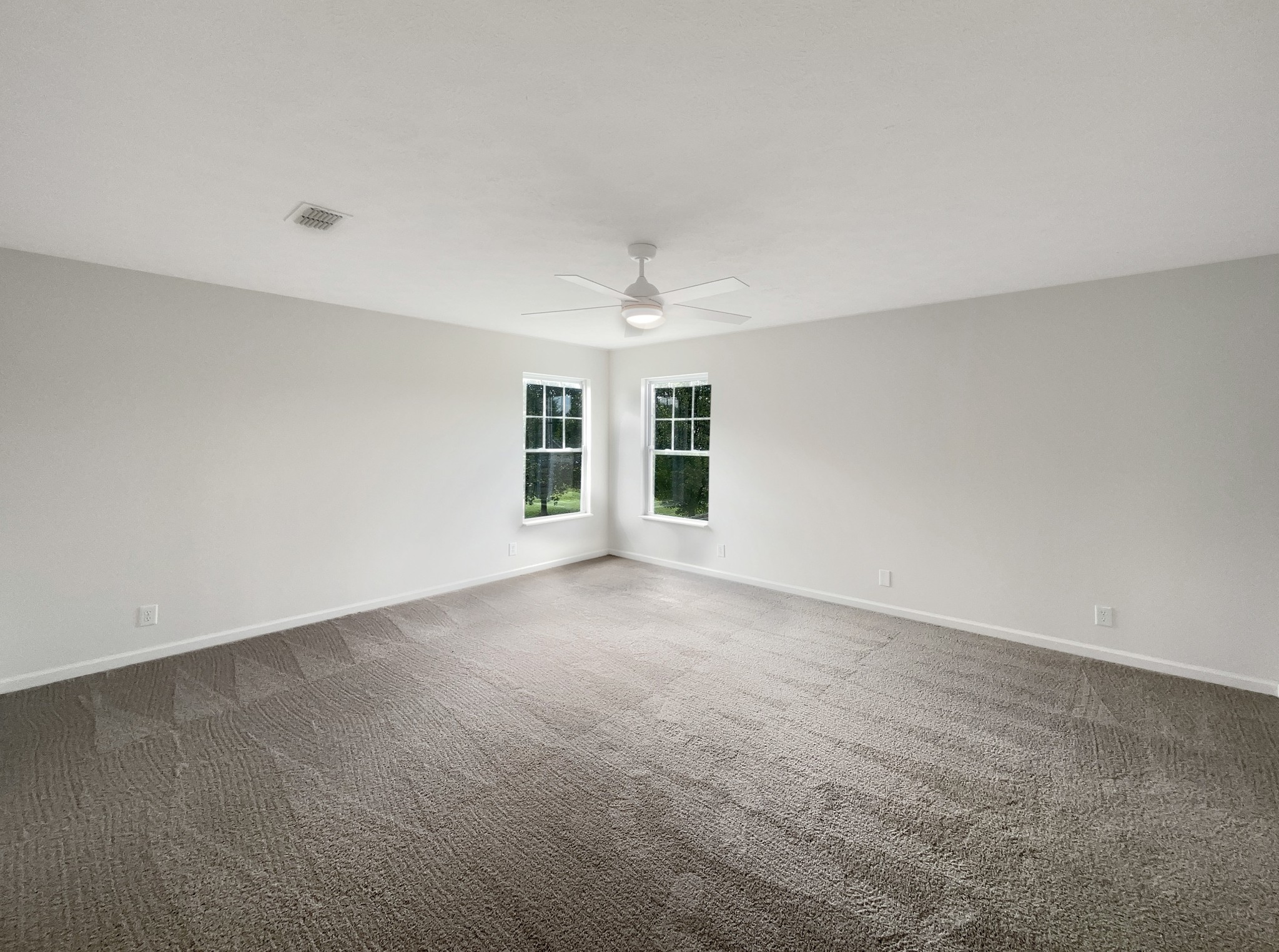 4113 Longfellow Dr