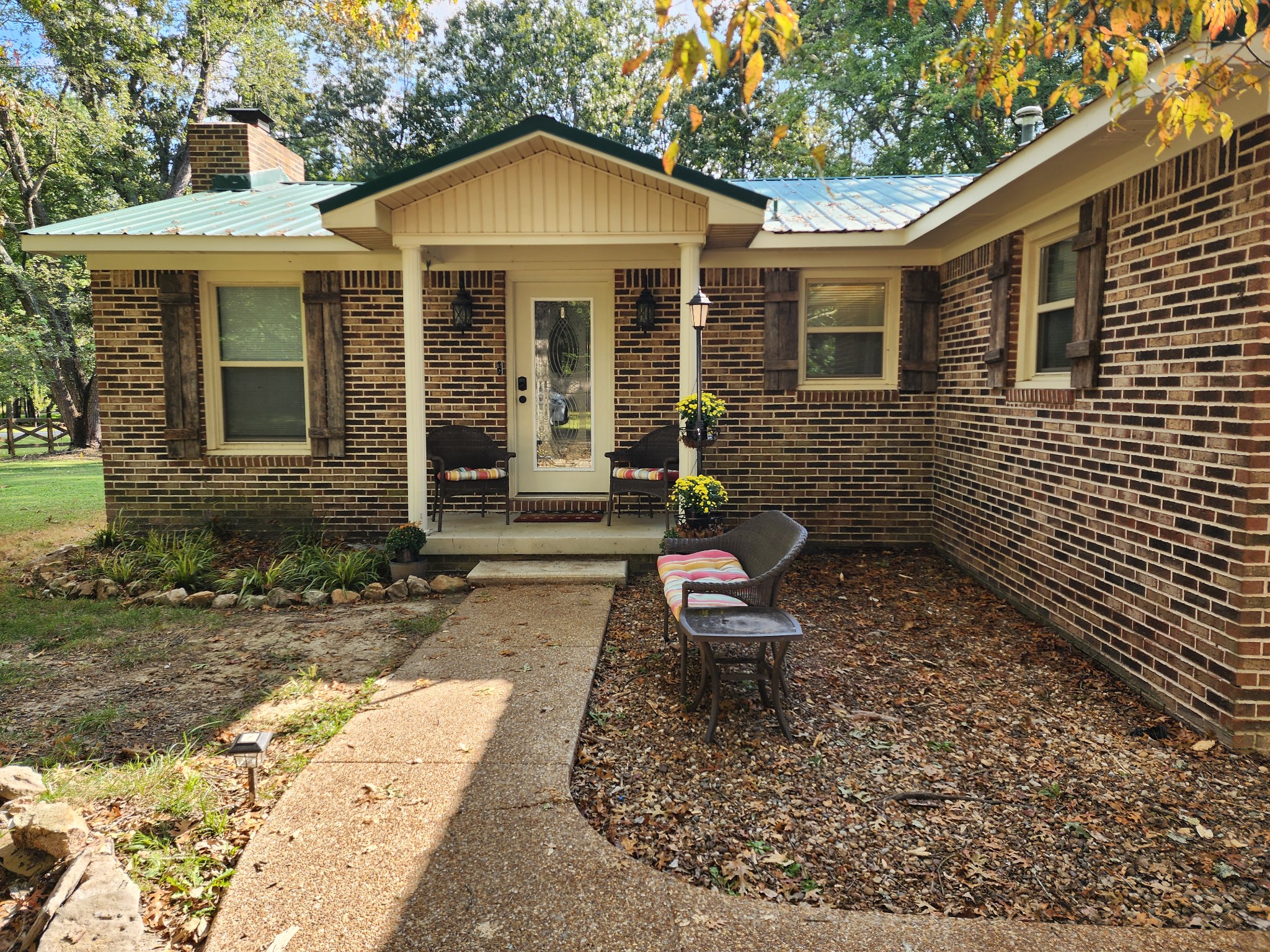 288 Stewart Ln